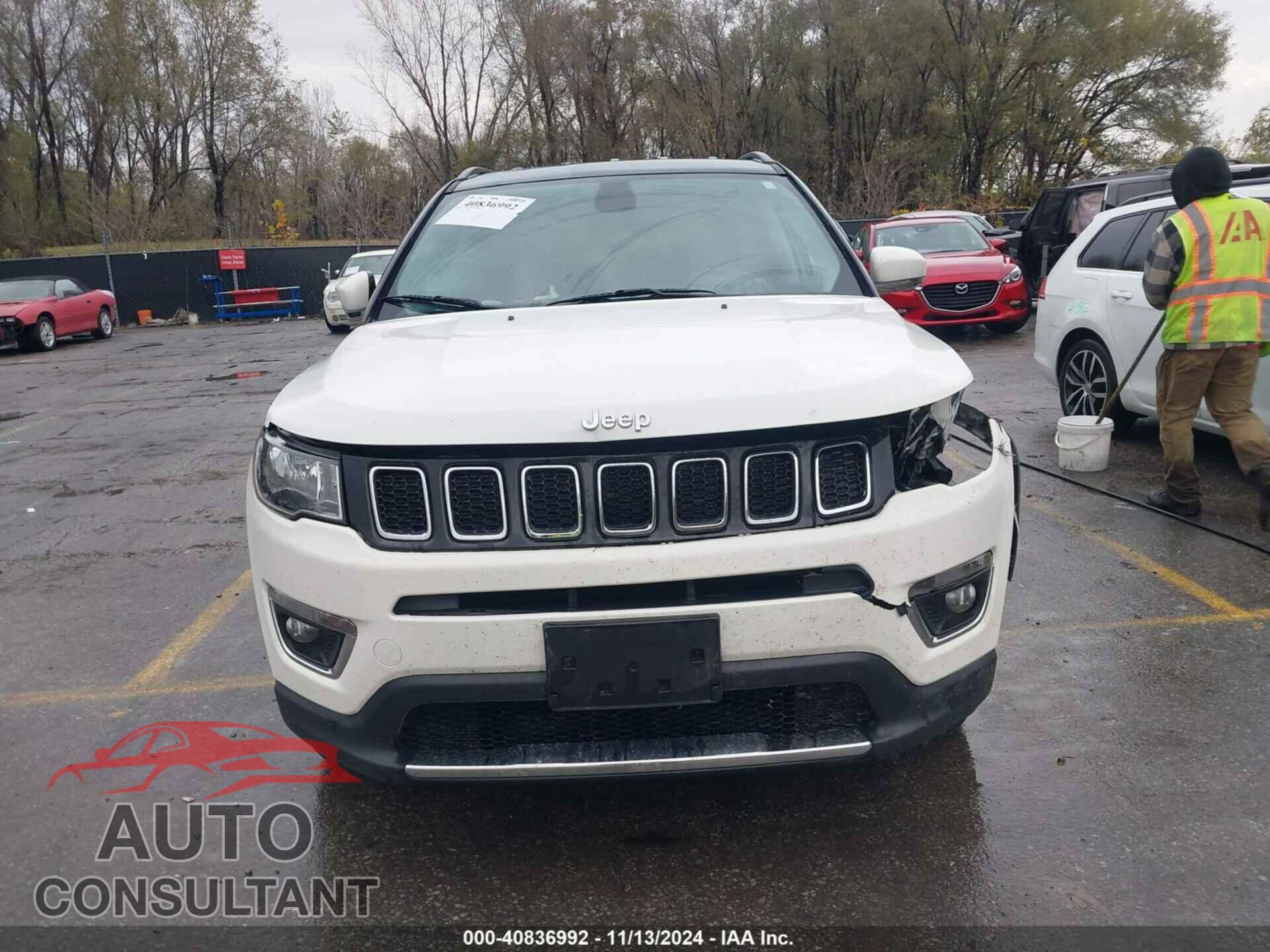 JEEP COMPASS 2018 - 3C4NJDCBXJT267237