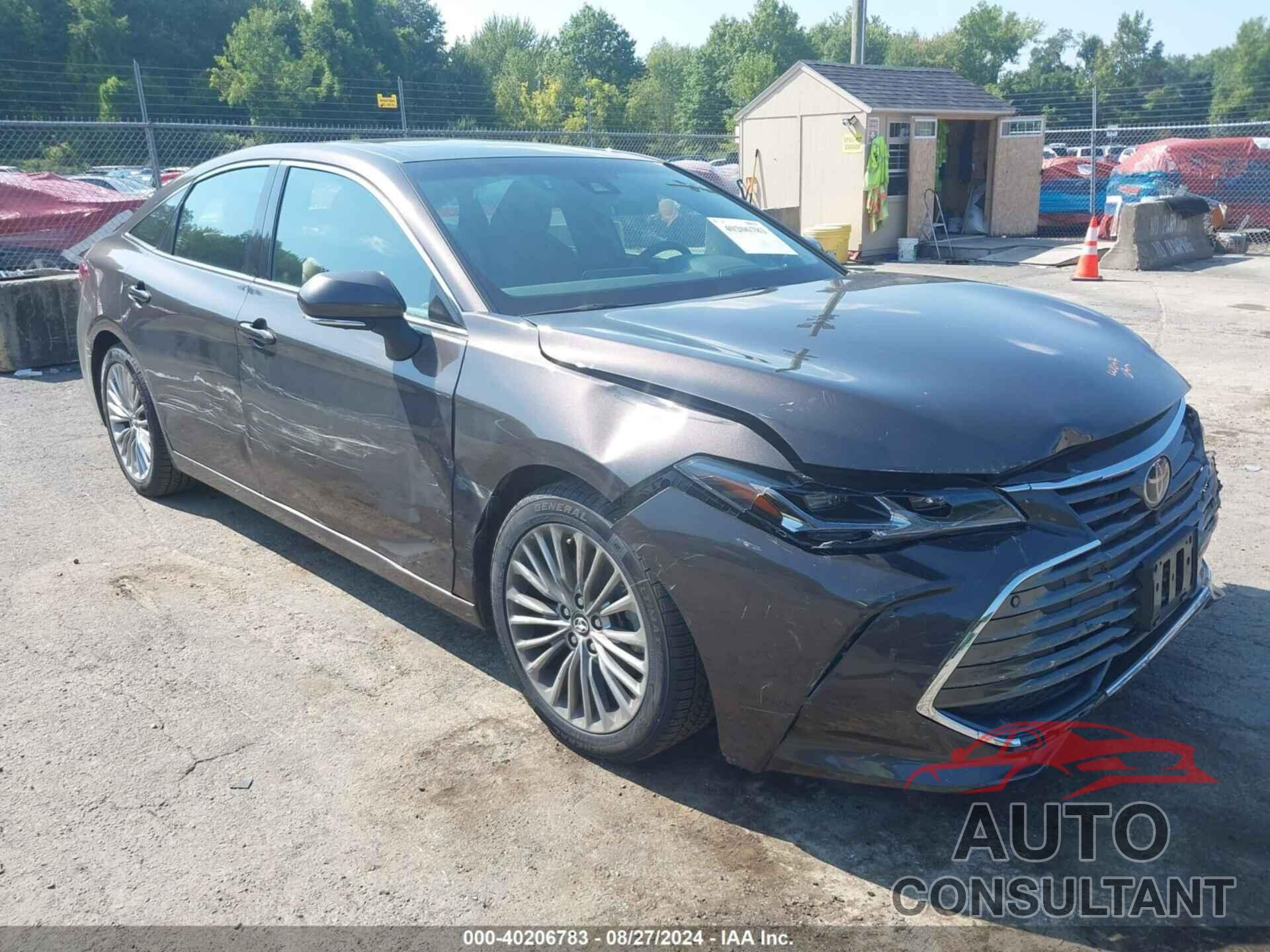 TOYOTA AVALON 2019 - 4T1BZ1FB2KU017158