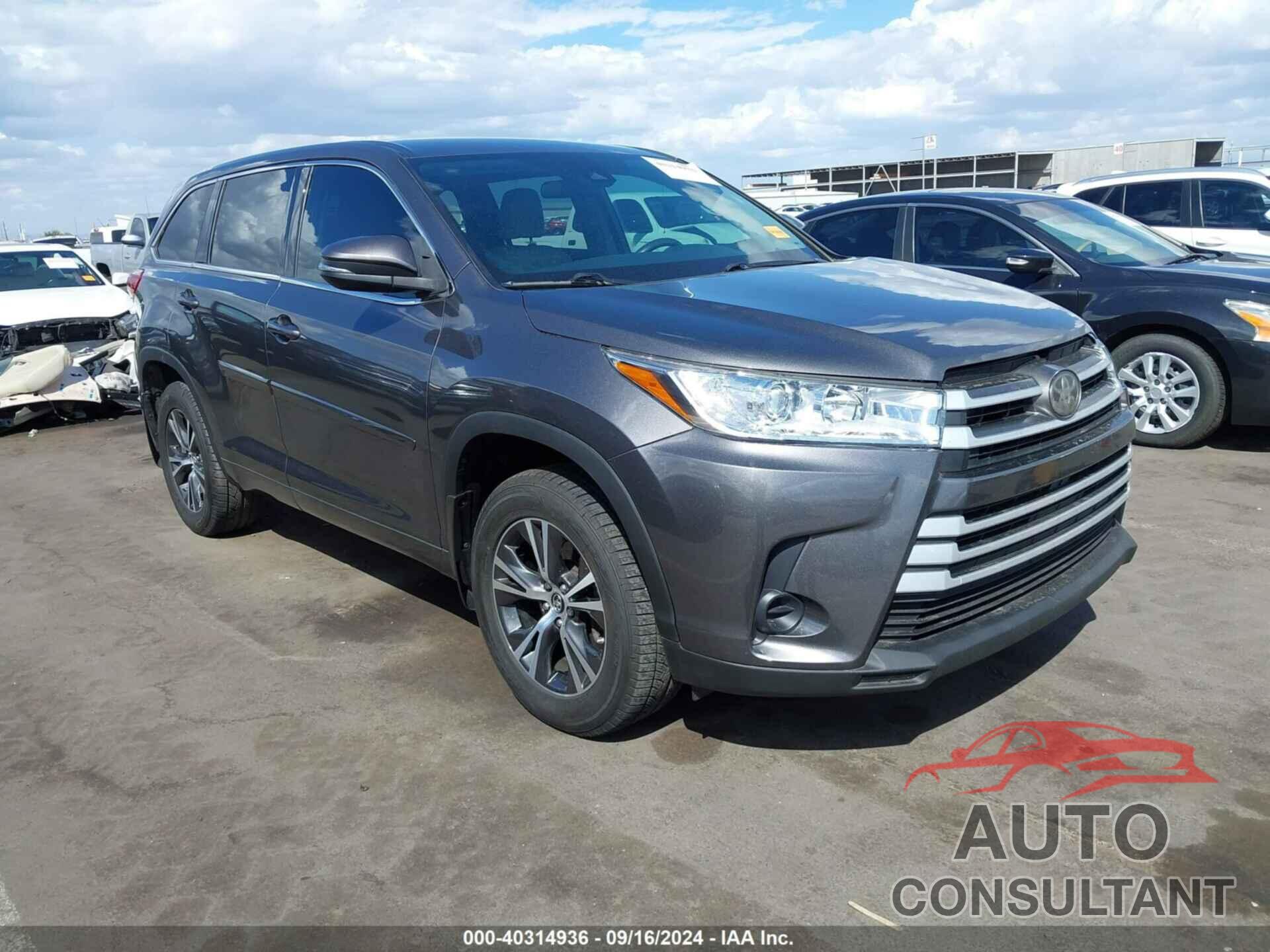 TOYOTA HIGHLANDER 2018 - 5TDBZRFHXJS860969