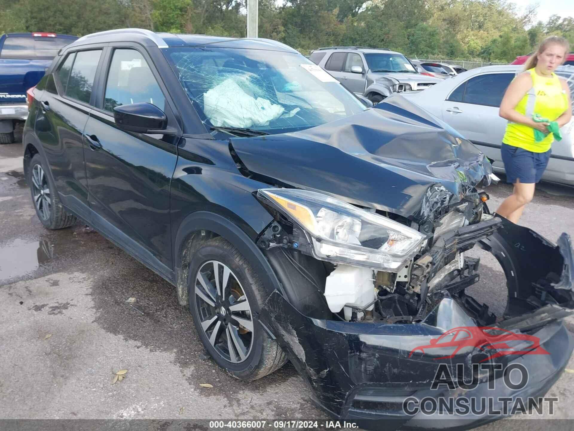 NISSAN KICKS 2018 - 3N1CP5CU1JL539948