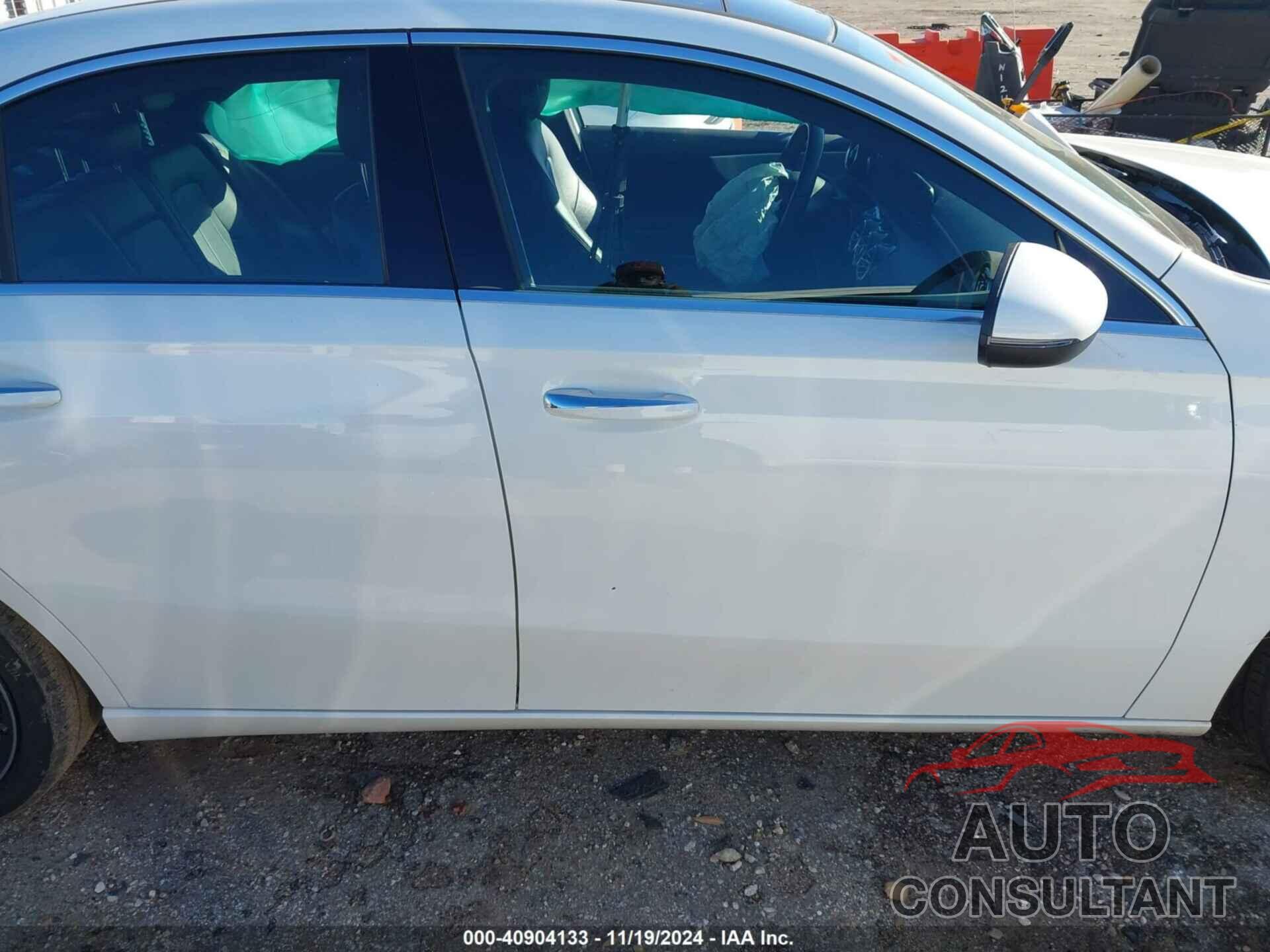 MERCEDES-BENZ A 220 2019 - WDD3G4EB7KW000514