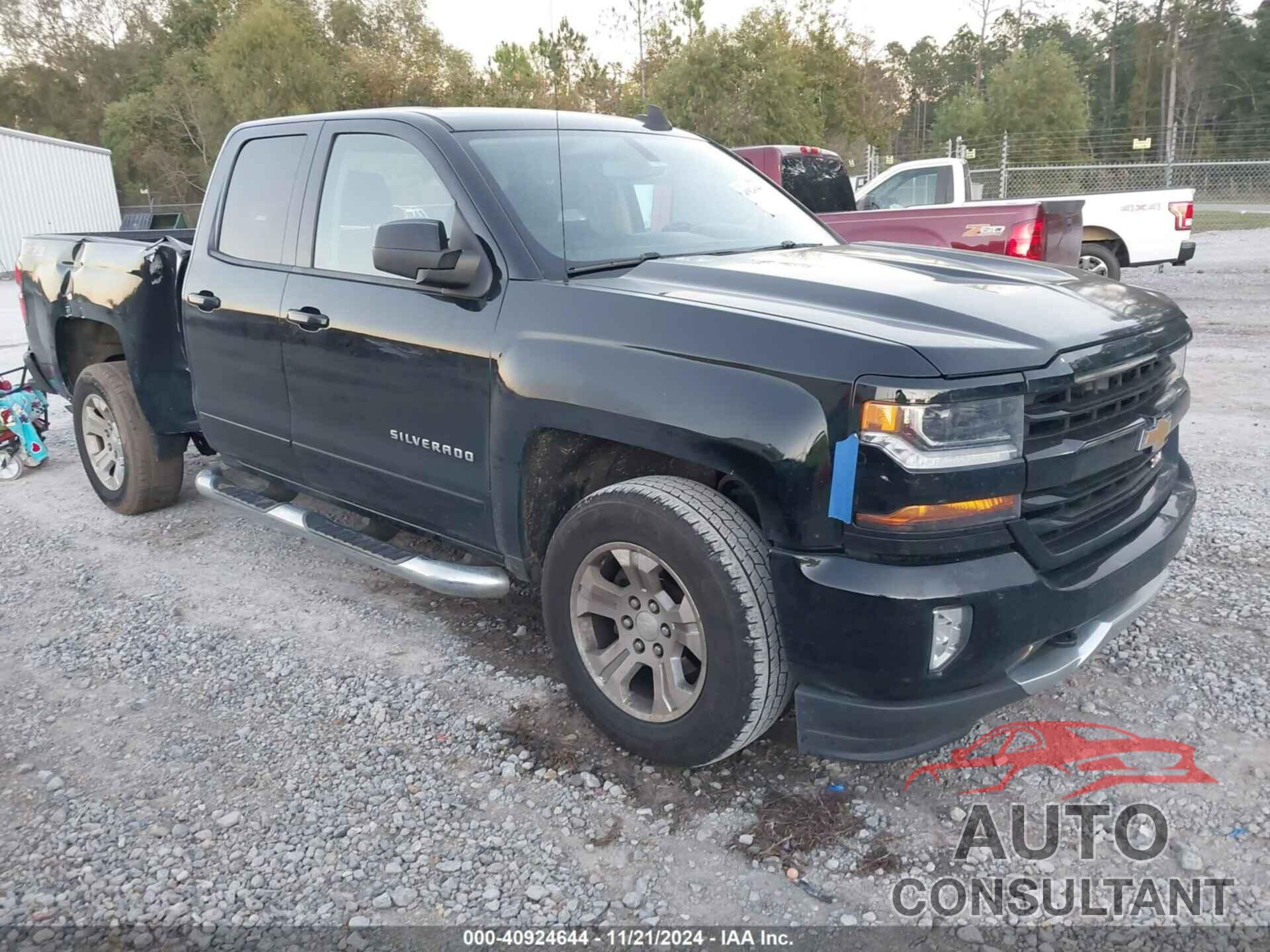 CHEVROLET SILVERADO 1500 2018 - 1GCVKREH9JZ115468