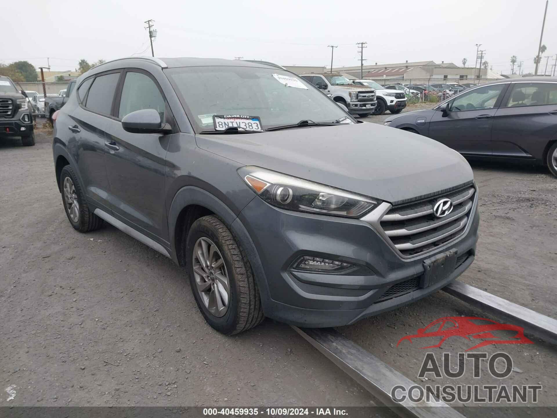 HYUNDAI TUCSON 2018 - KM8J33A40JU682690