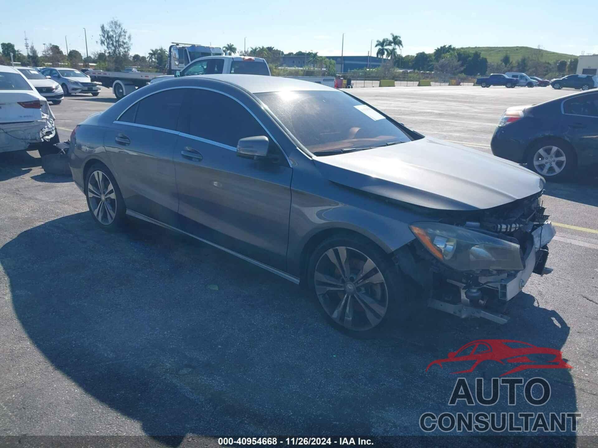 MERCEDES-BENZ CLA 250 2014 - WDDSJ4EB4EN052027