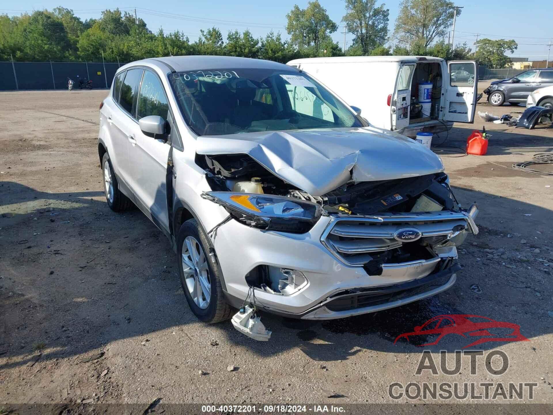 FORD ESCAPE 2019 - 1FMCU9GD9KUA08233