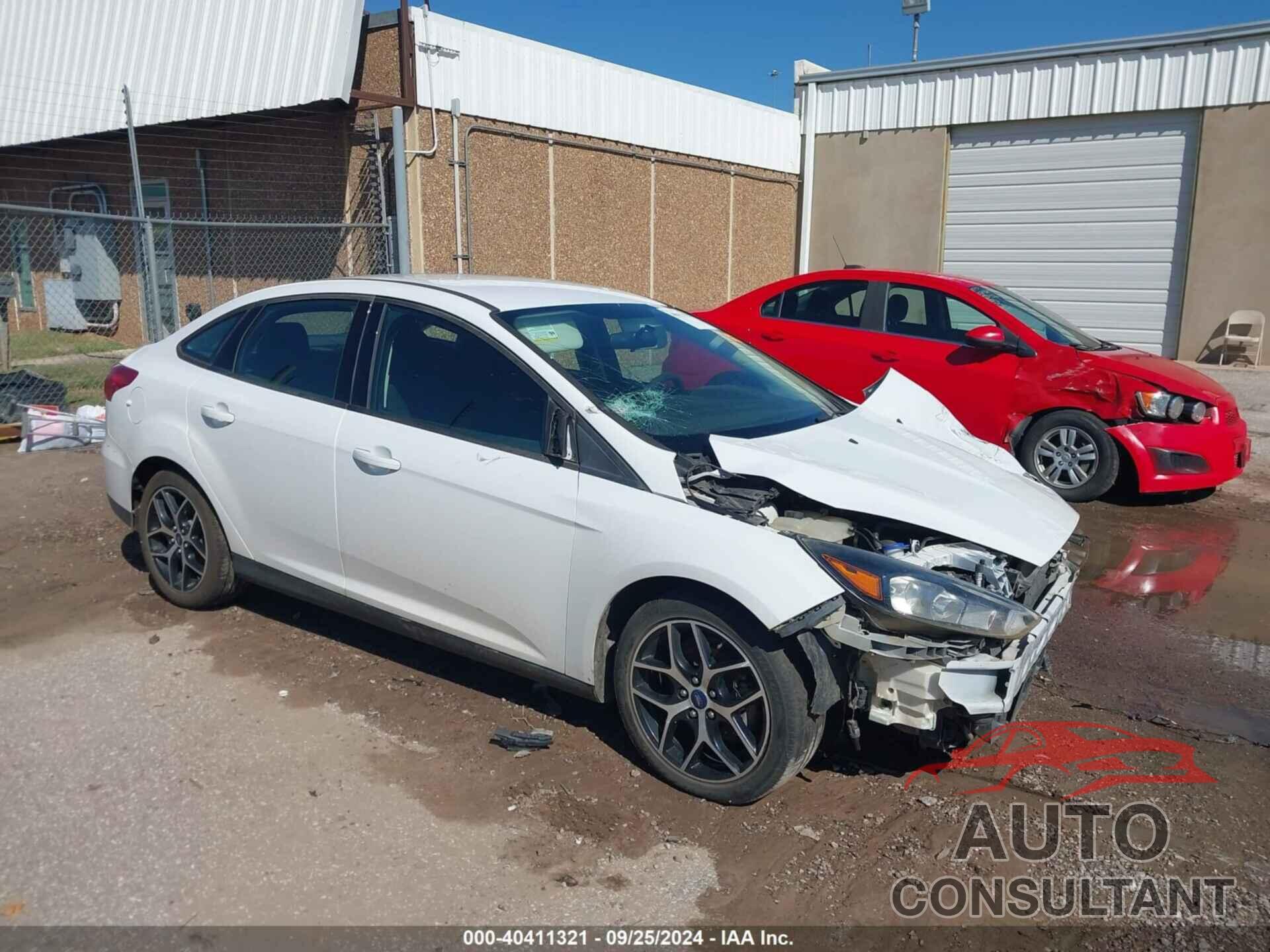 FORD FOCUS 2018 - 1FADP3FE7JL291491