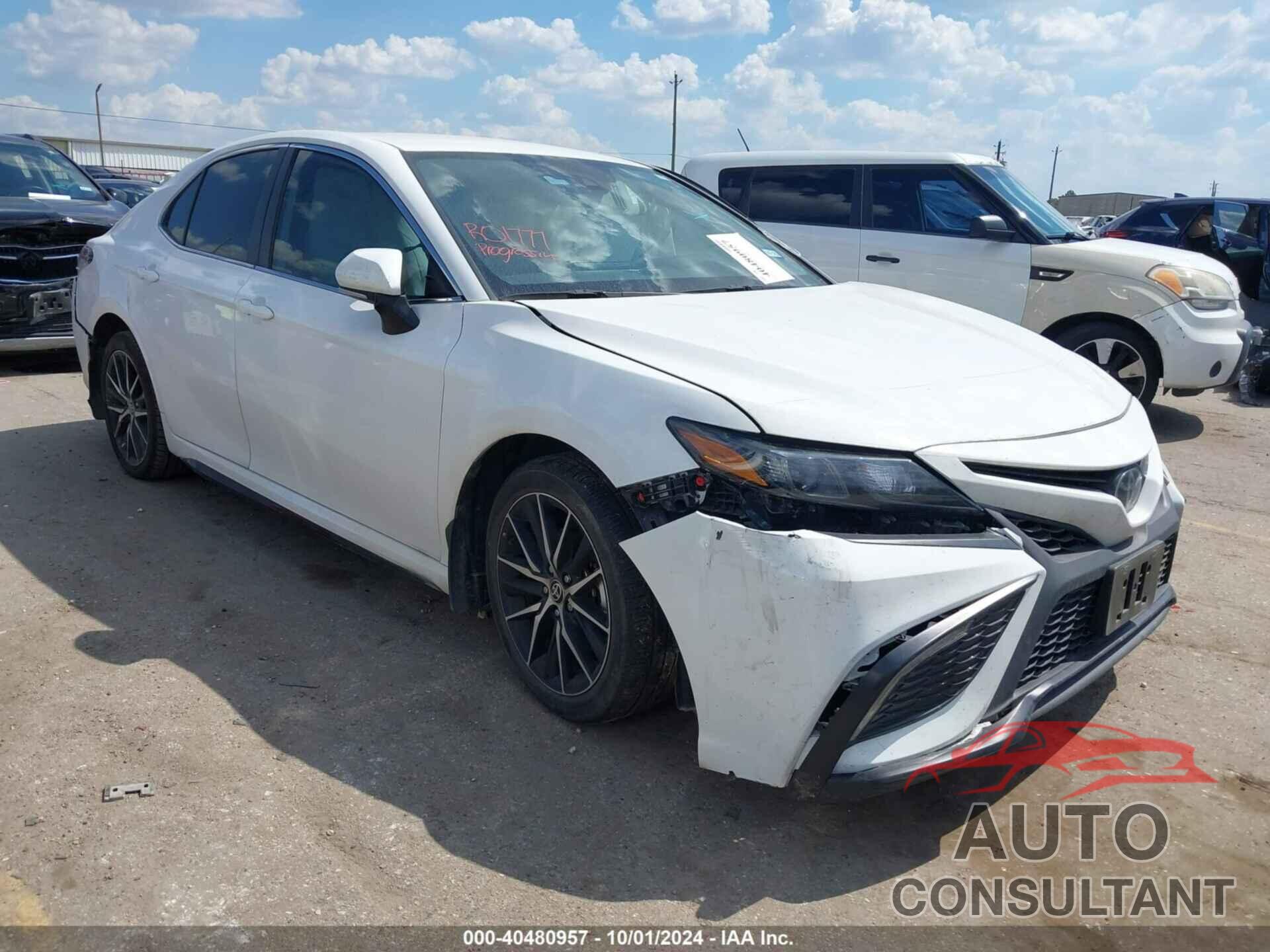 TOYOTA CAMRY 2023 - 4T1G11AK3PU821206