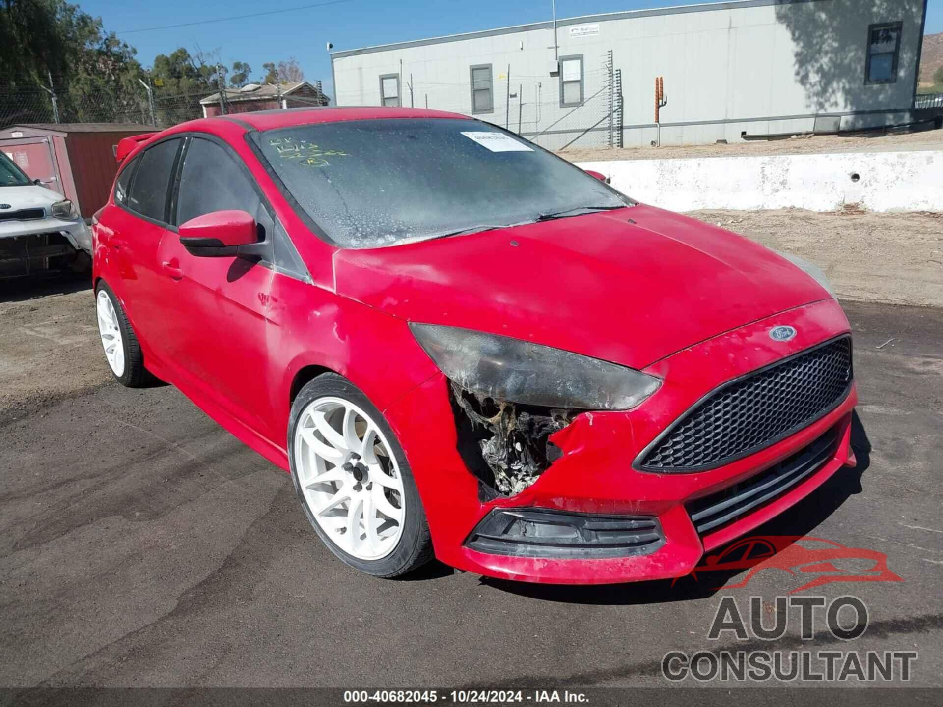 FORD FOCUS ST 2017 - 1FADP3L98HL255021