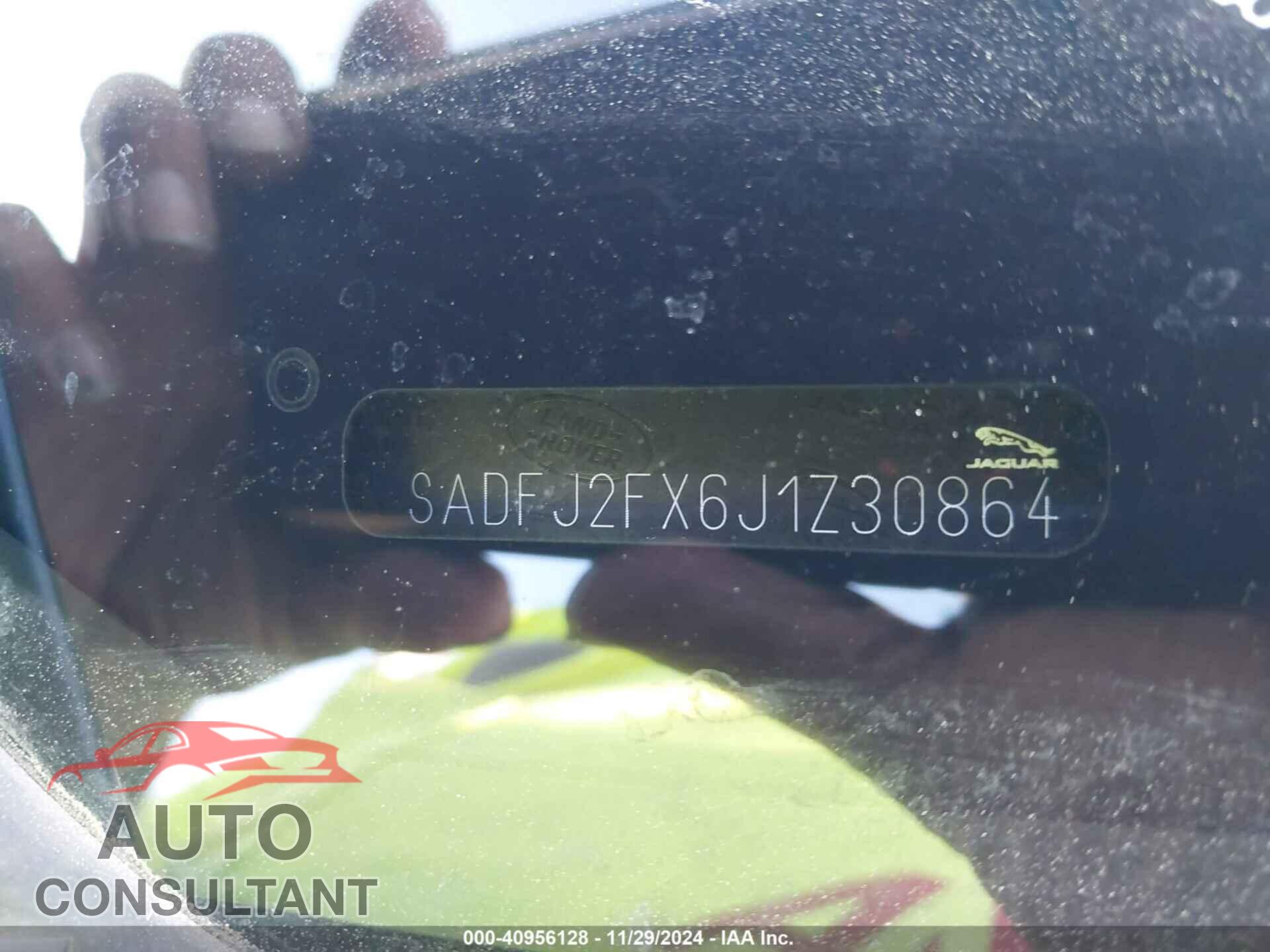 JAGUAR E-PACE 2018 - SADFJ2FX6J1Z30864