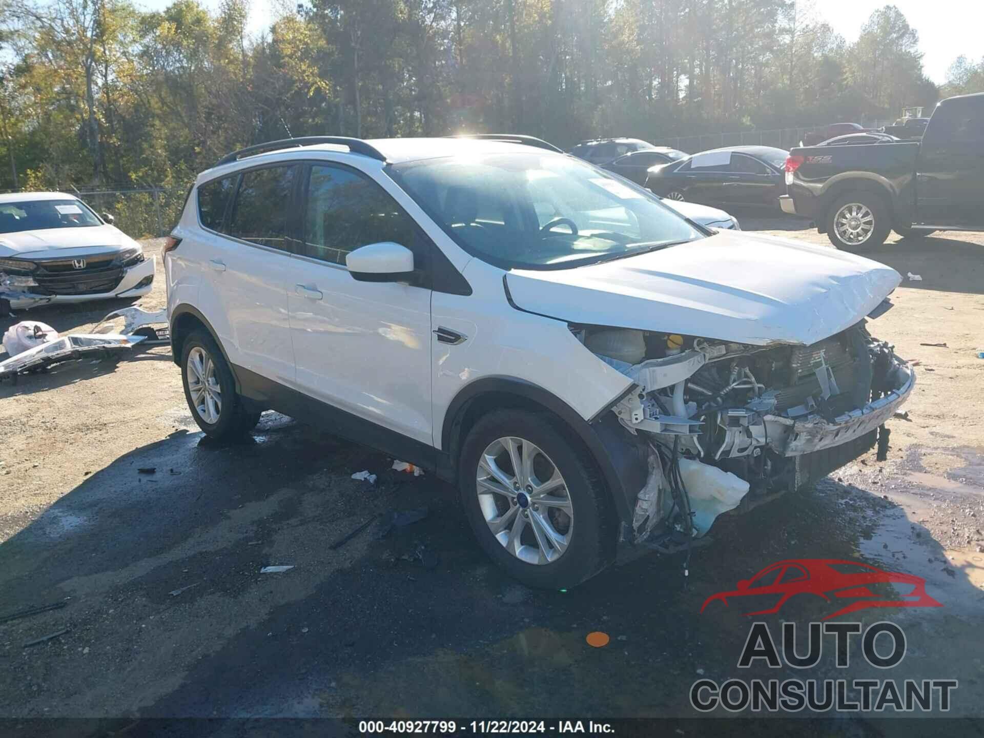 FORD ESCAPE 2018 - 1FMCU0HD2JUC75061
