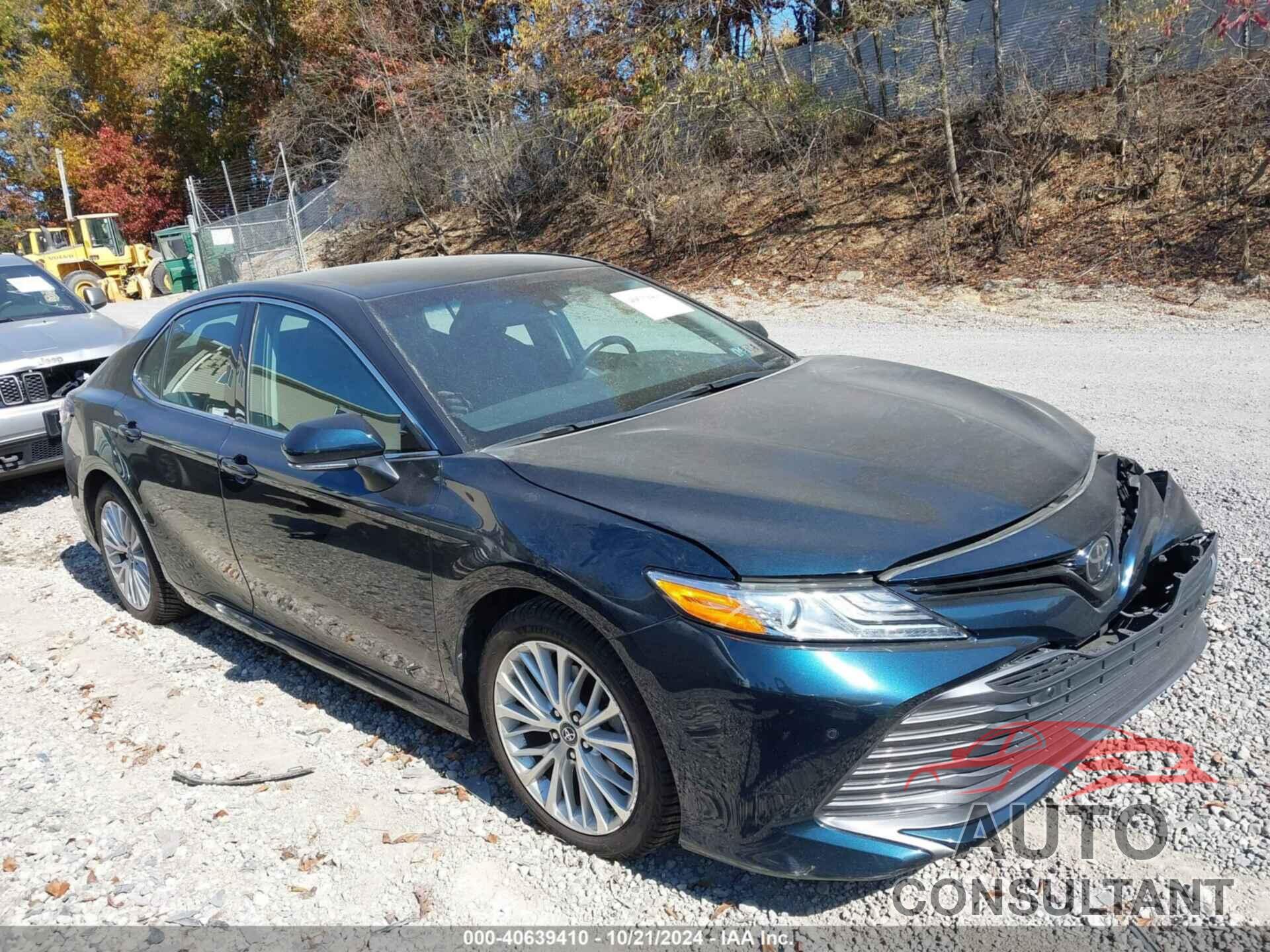 TOYOTA CAMRY 2018 - 4T1B11HK7JU645963