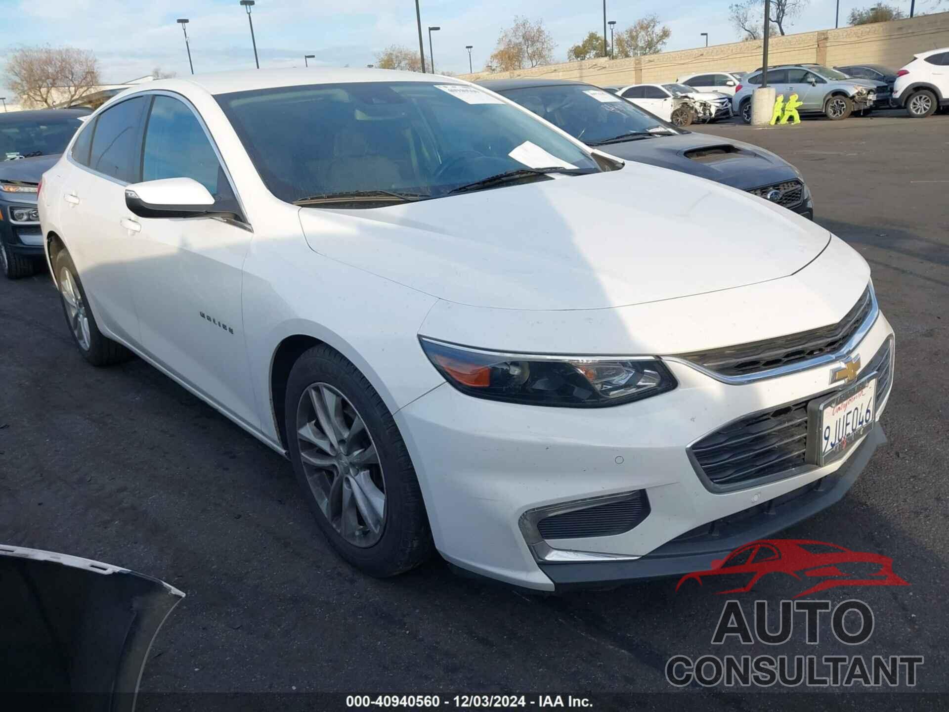 CHEVROLET MALIBU 2017 - 1G1ZE5ST5HF159210