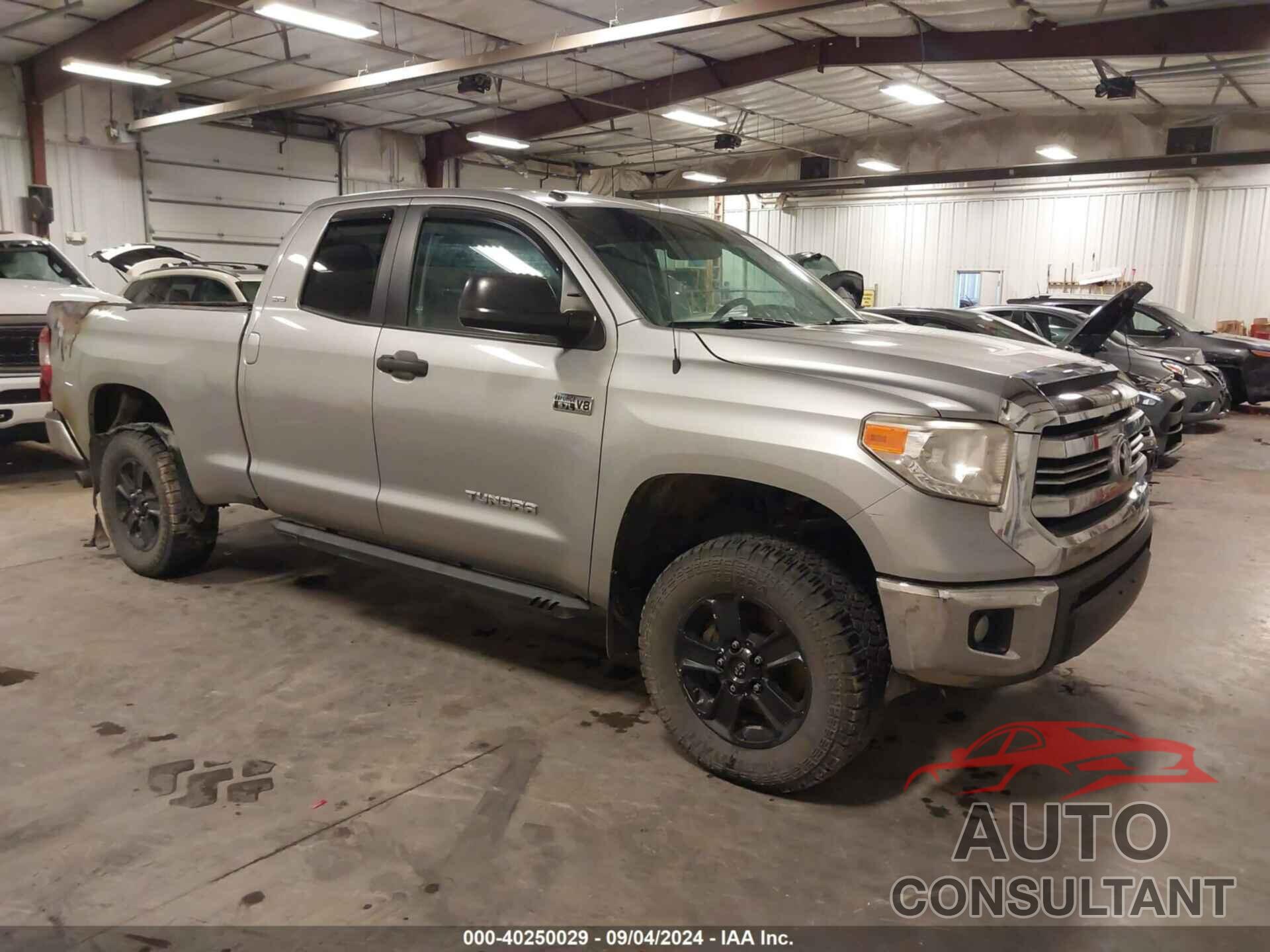 TOYOTA TUNDRA 2016 - 5TFUW5F10GX520844