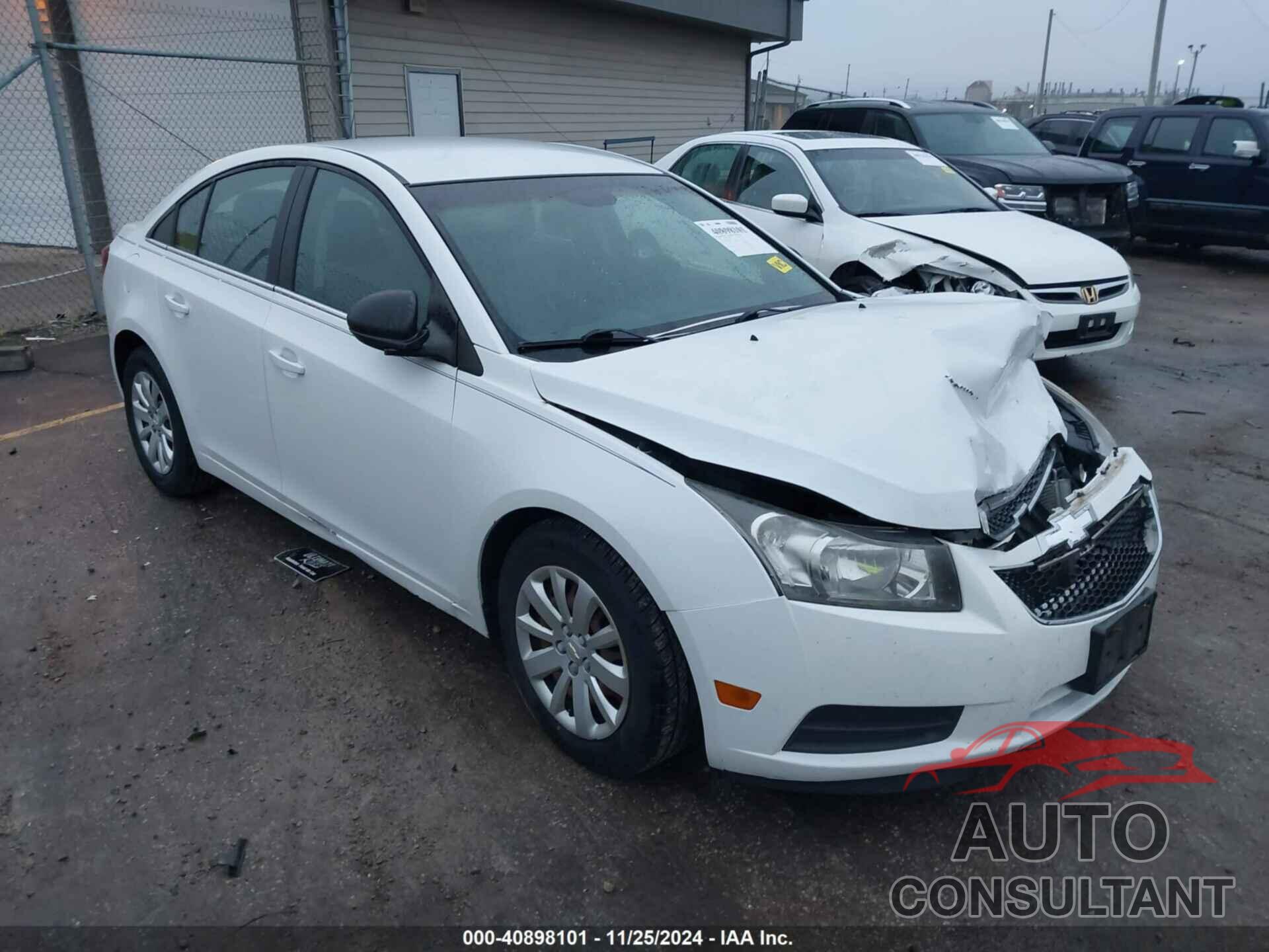 CHEVROLET CRUZE 2011 - 1G1PC5SH8B7121688