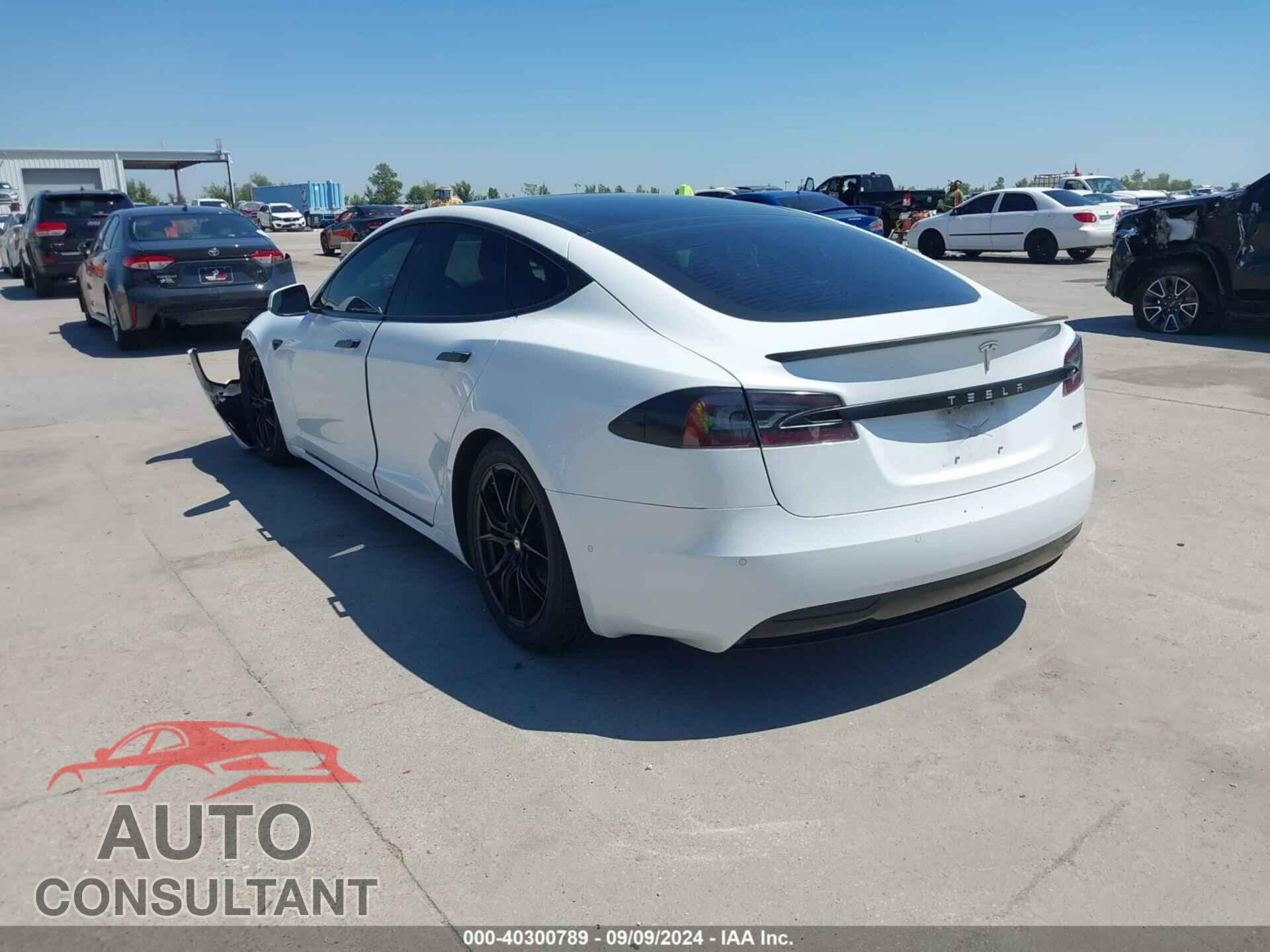 TESLA MODEL S 2017 - 5YJSA1E2XHF188433