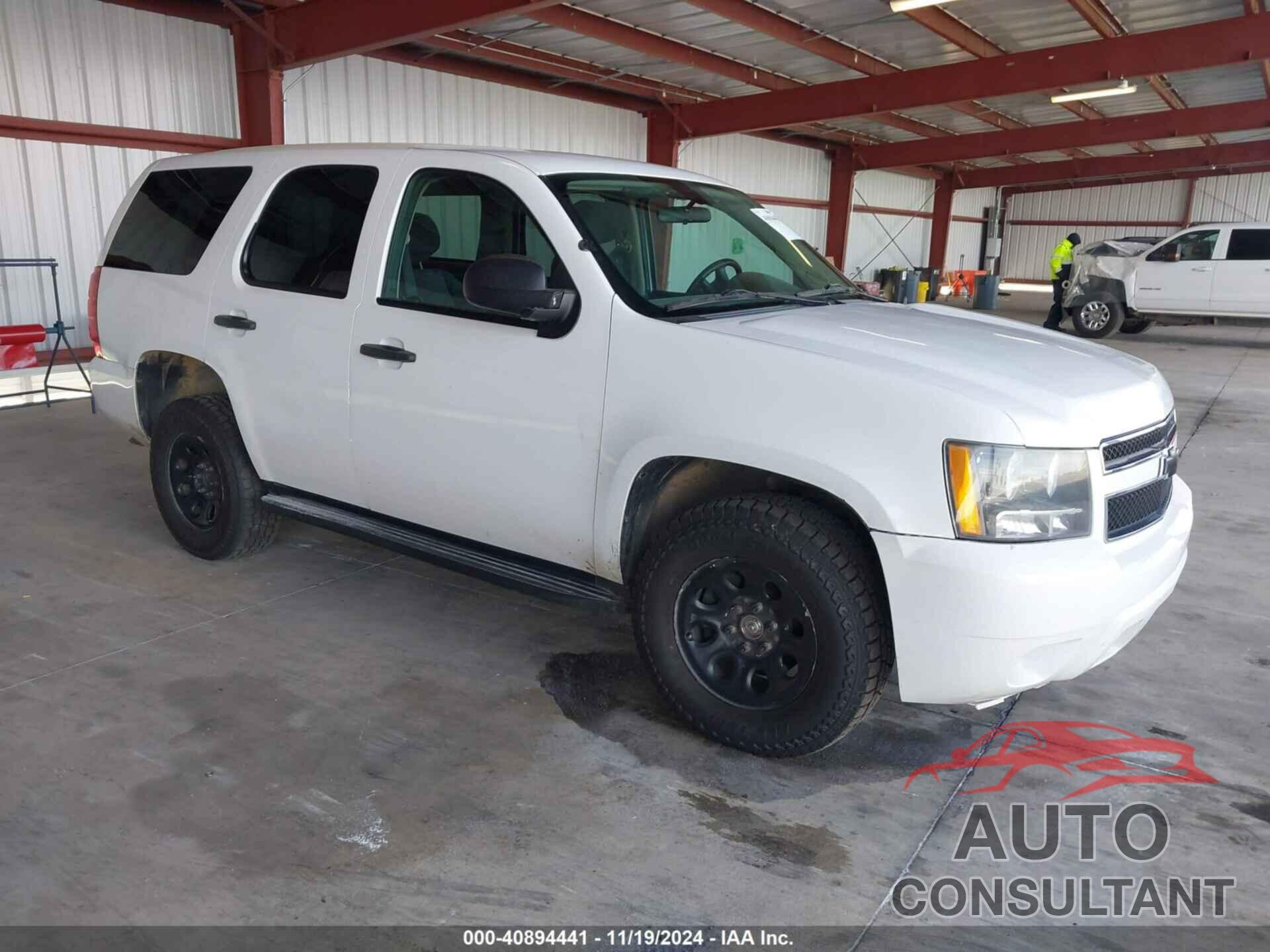 CHEVROLET TAHOE 2011 - 1GNSK2E03BR325707