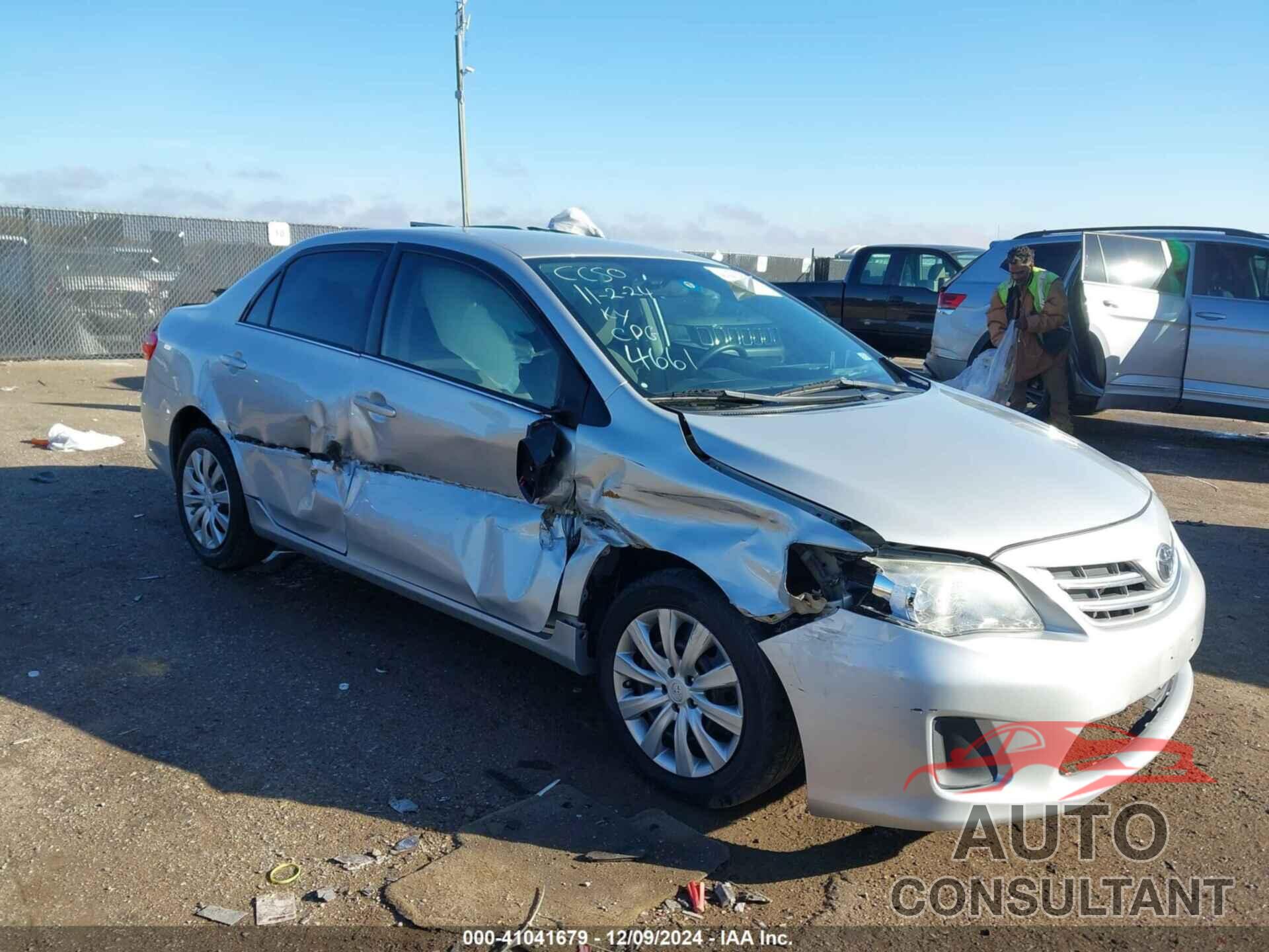TOYOTA COROLLA 2013 - 5YFBU4EE4DP134661