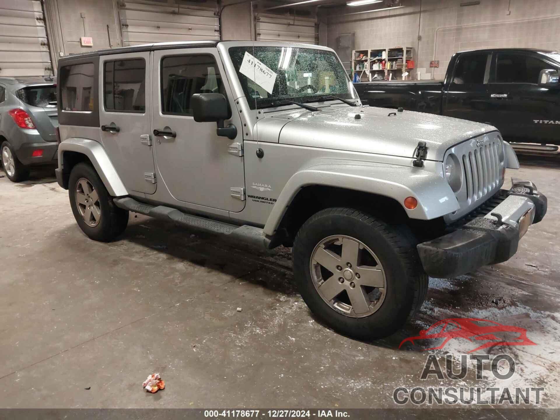 JEEP WRANGLER UNLIMITED 2011 - 1J4BA5H17BL532759