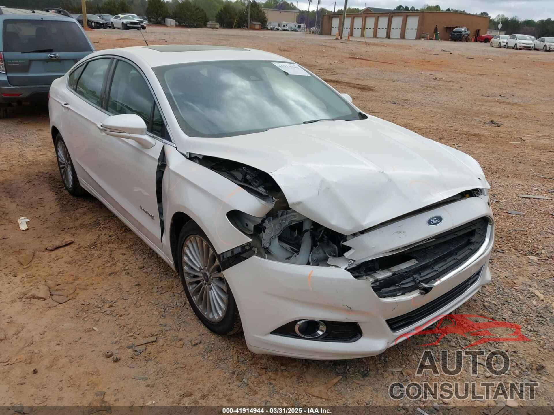 FORD FUSION HYBRID 2013 - 3FA6P0RU2DR308696