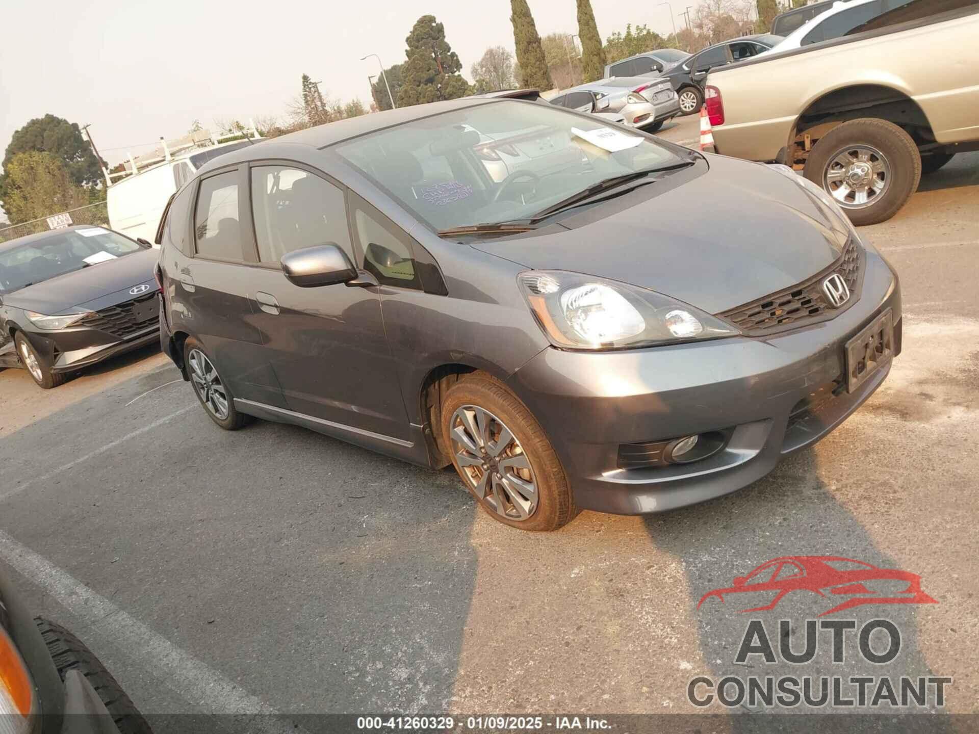 HONDA FIT 2013 - JHMGE8G53DC014610