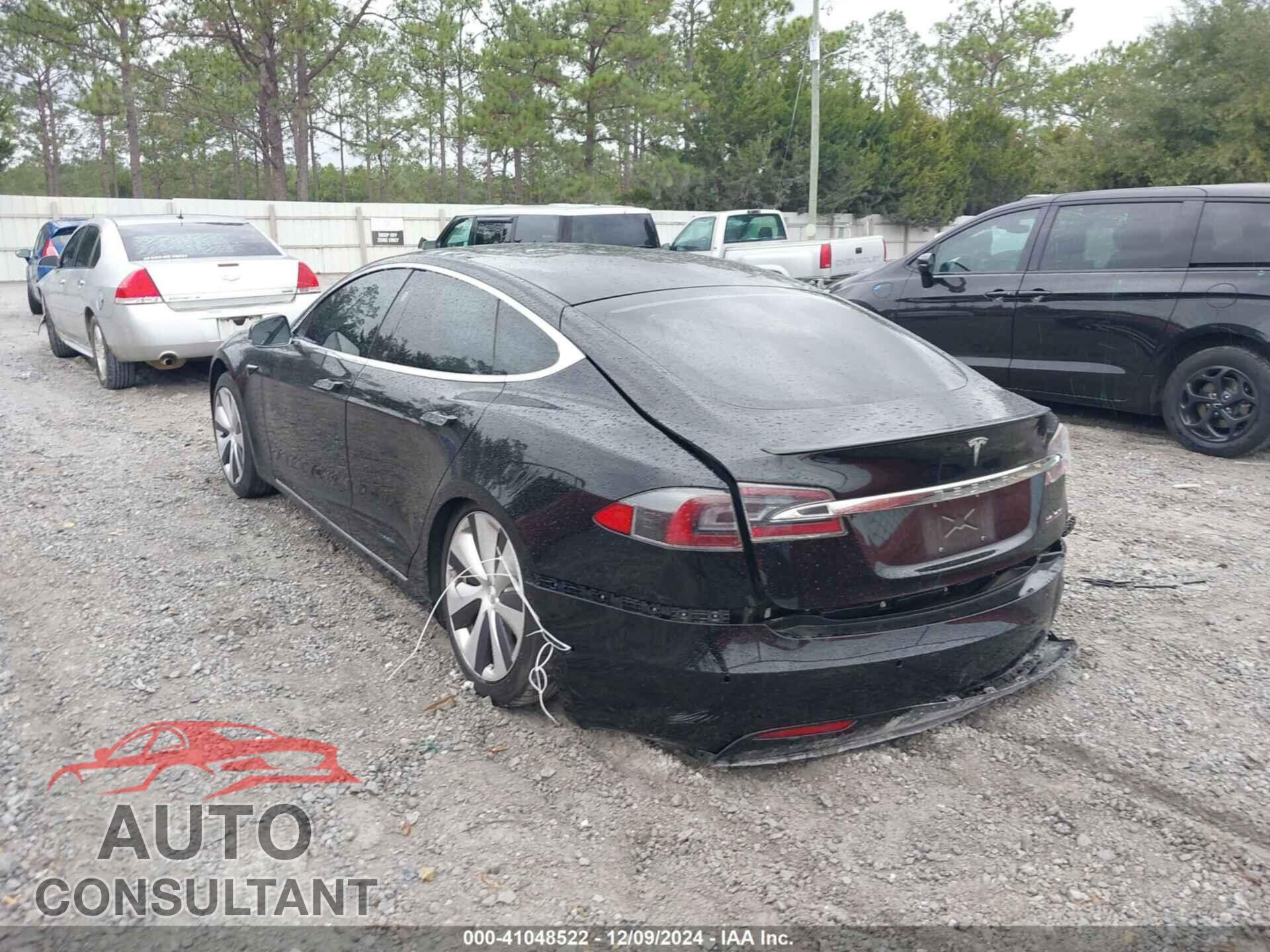 TESLA MODEL S 2020 - 5YJSA1E46LF390681