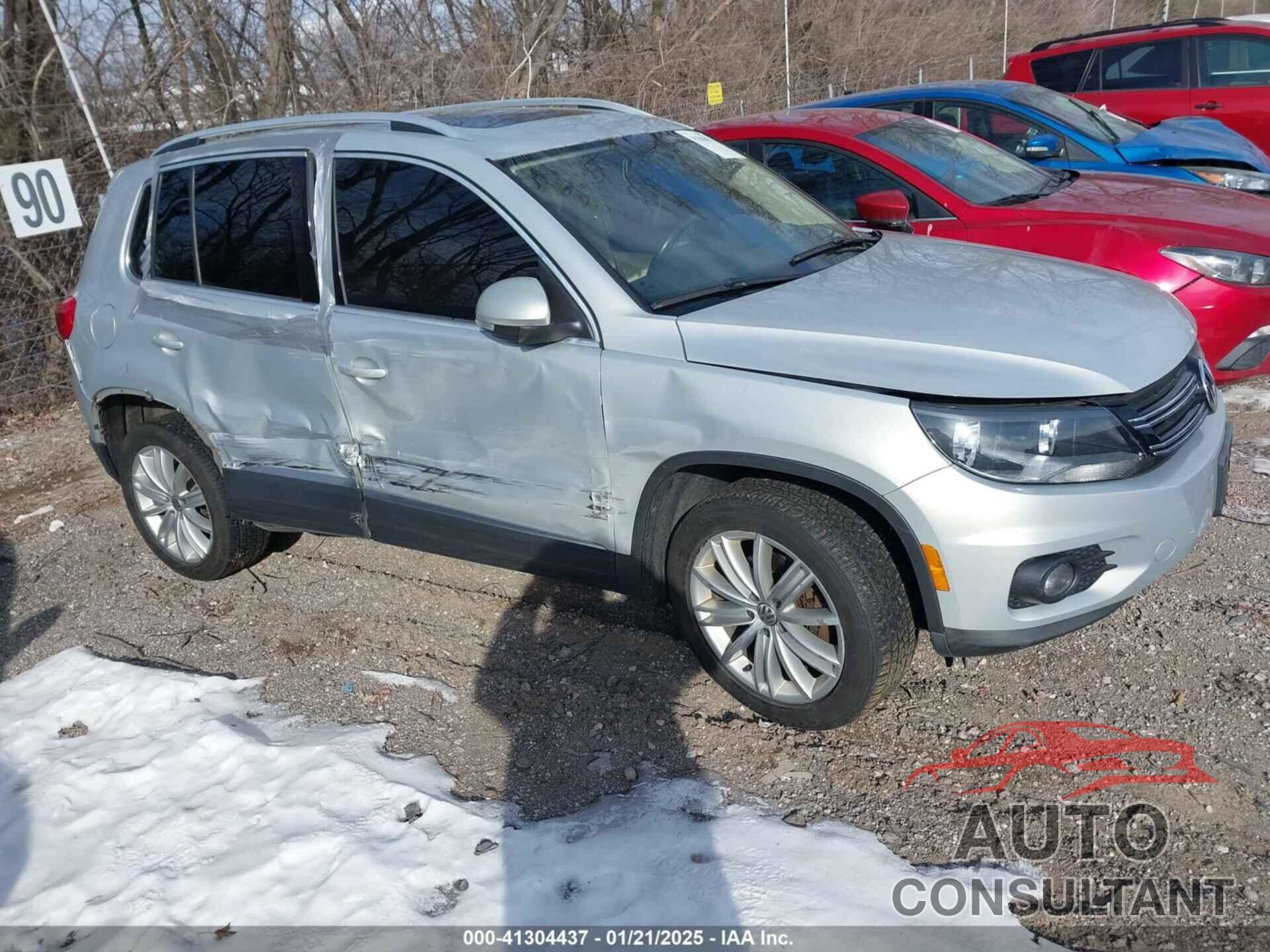 VOLKSWAGEN TIGUAN 2014 - WVGBV3AXXEW523551