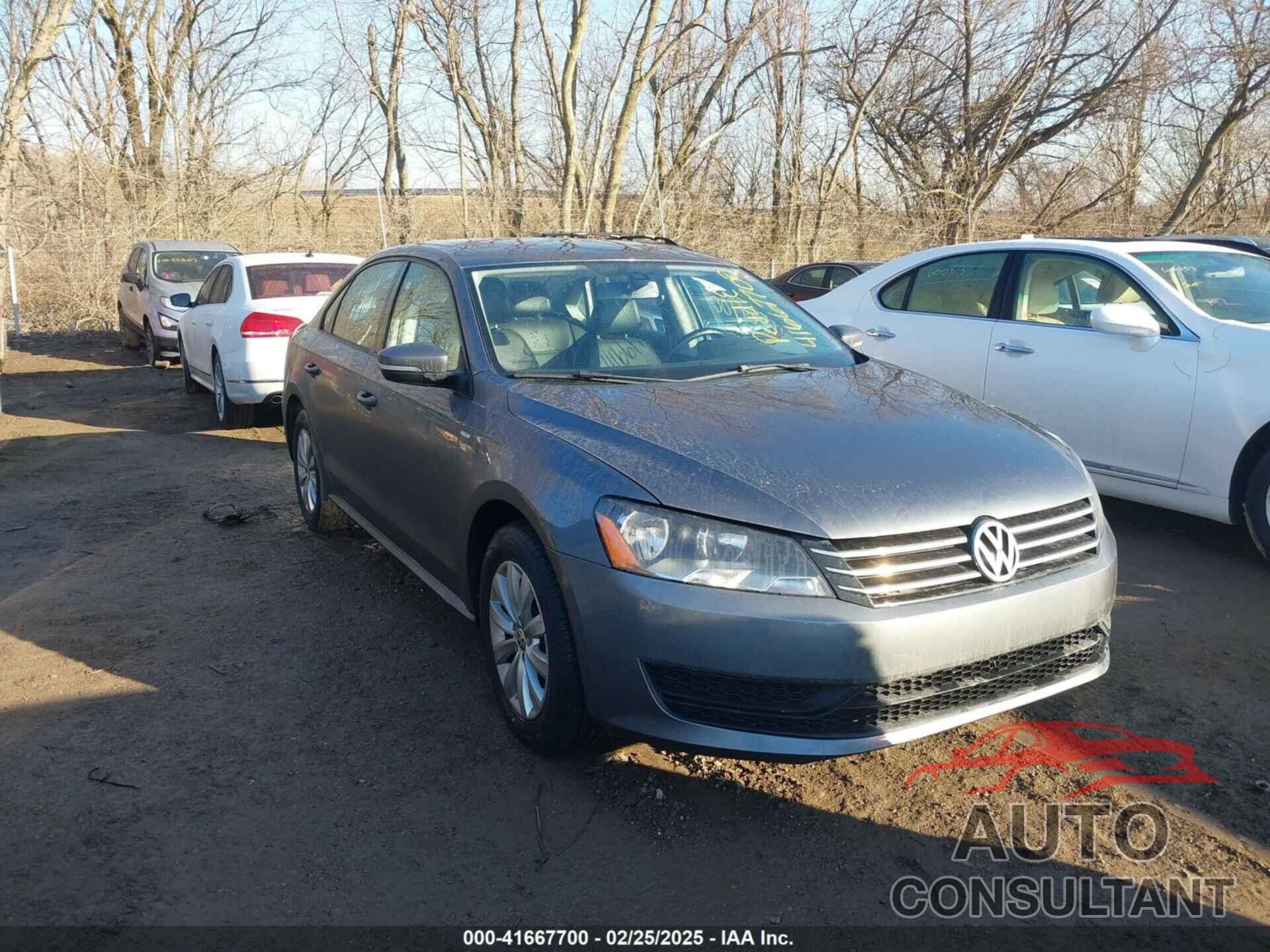 VOLKSWAGEN PASSAT 2015 - 1VWAT7A35FC093034