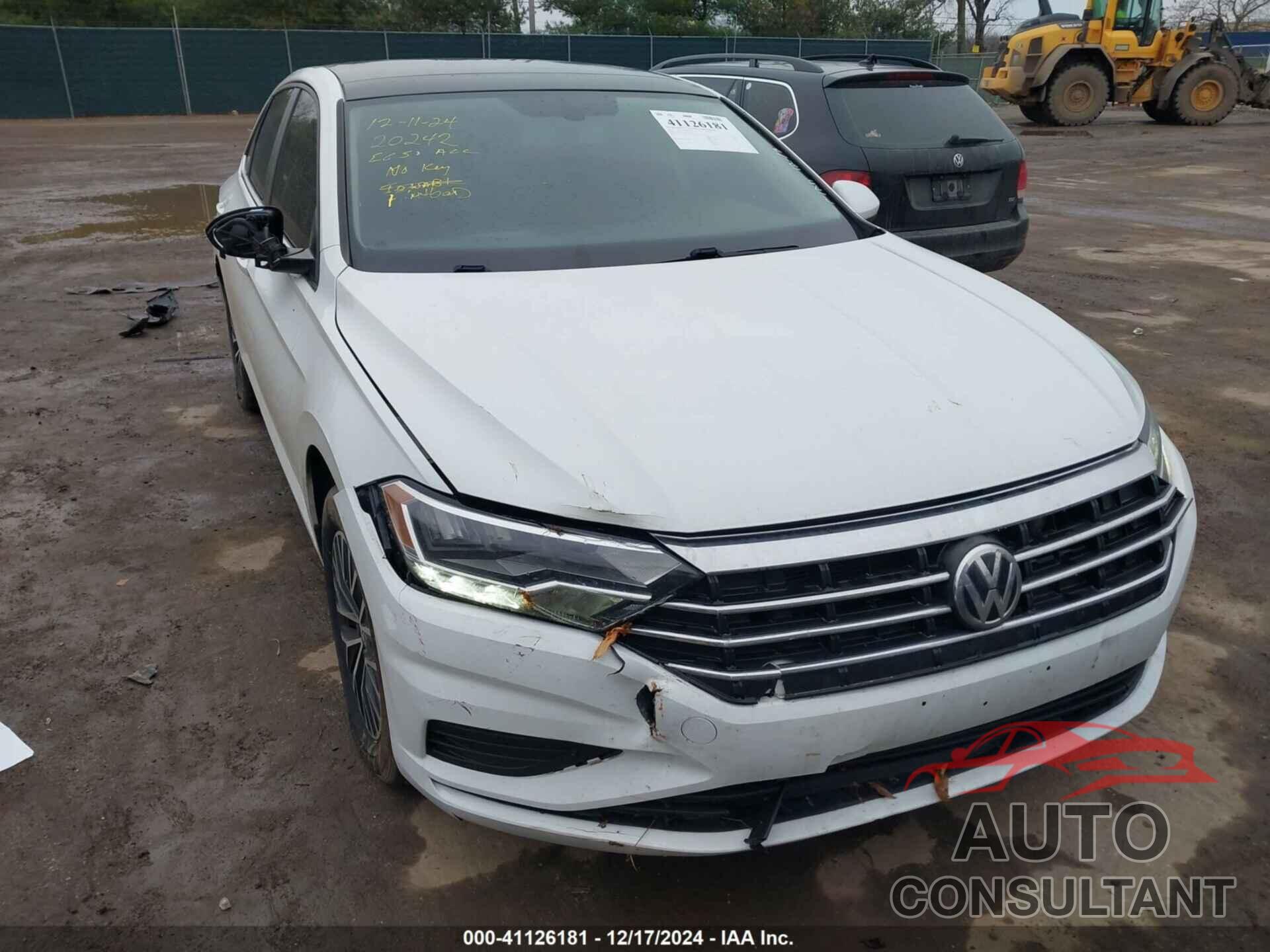 VOLKSWAGEN JETTA 2019 - 3VWC57BUXKM121073