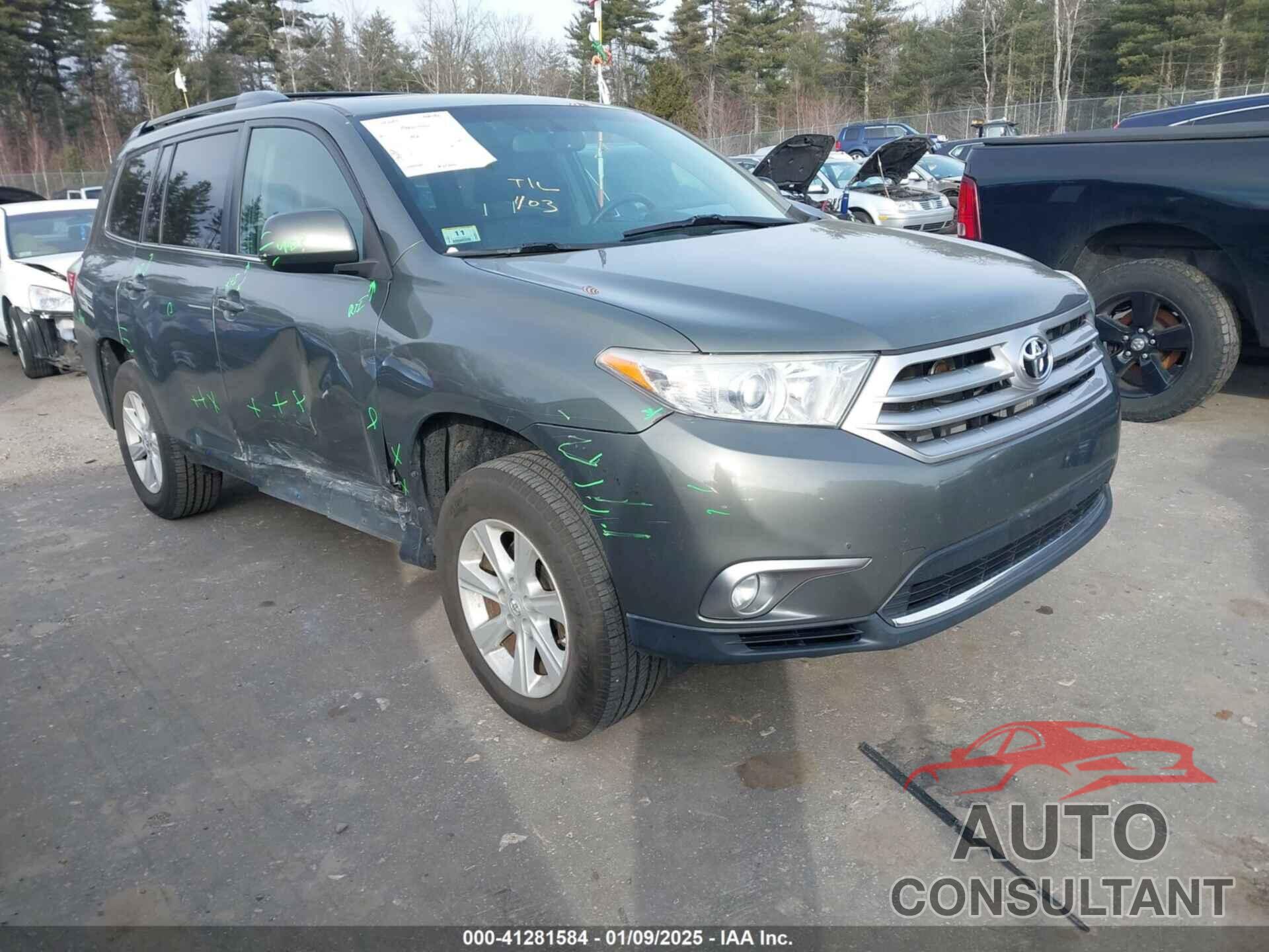 TOYOTA HIGHLANDER 2011 - 5TDBK3EH0BS065899