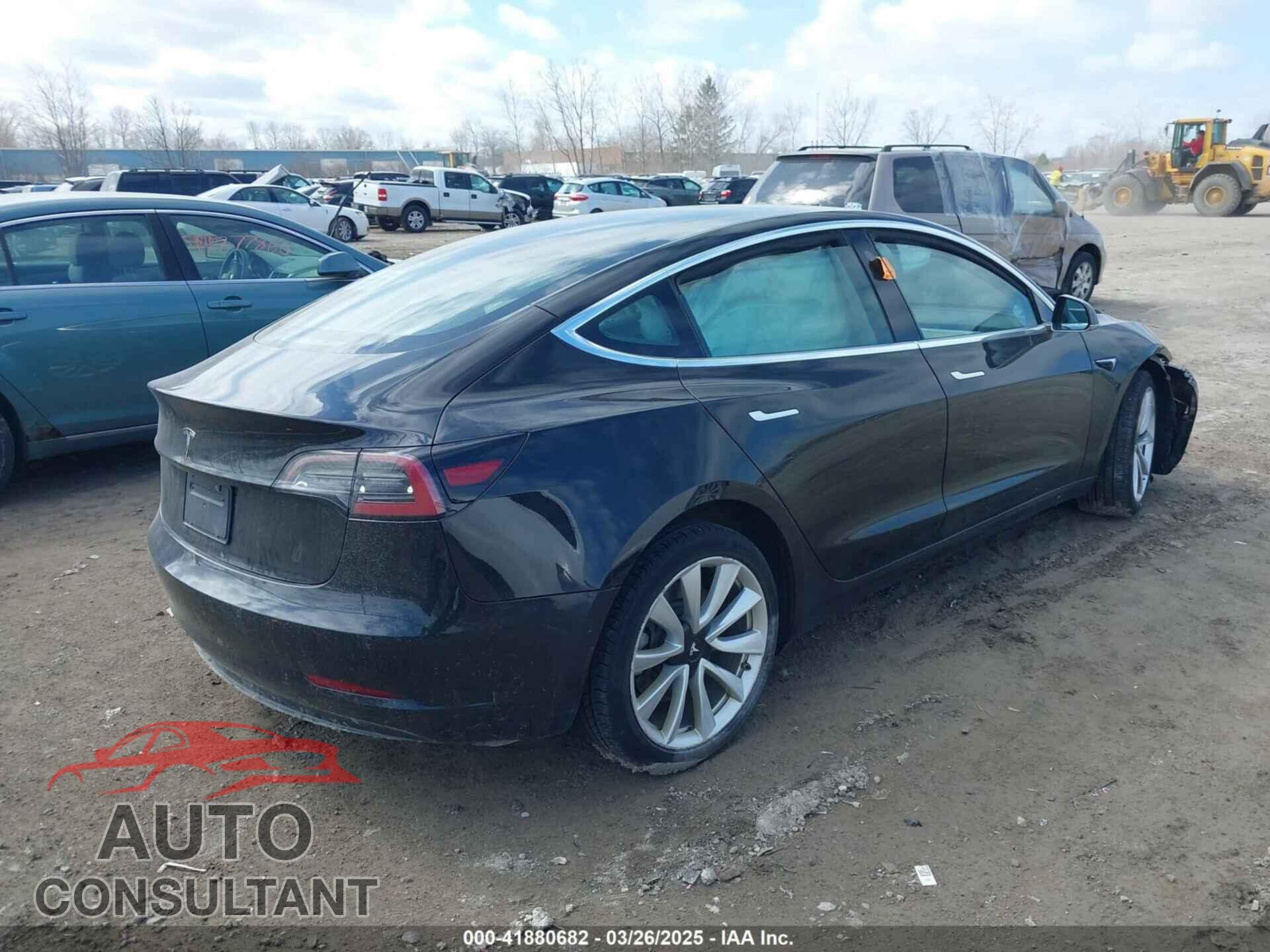 TESLA MODEL 3 2019 - 5YJ3E1EA5KF310896