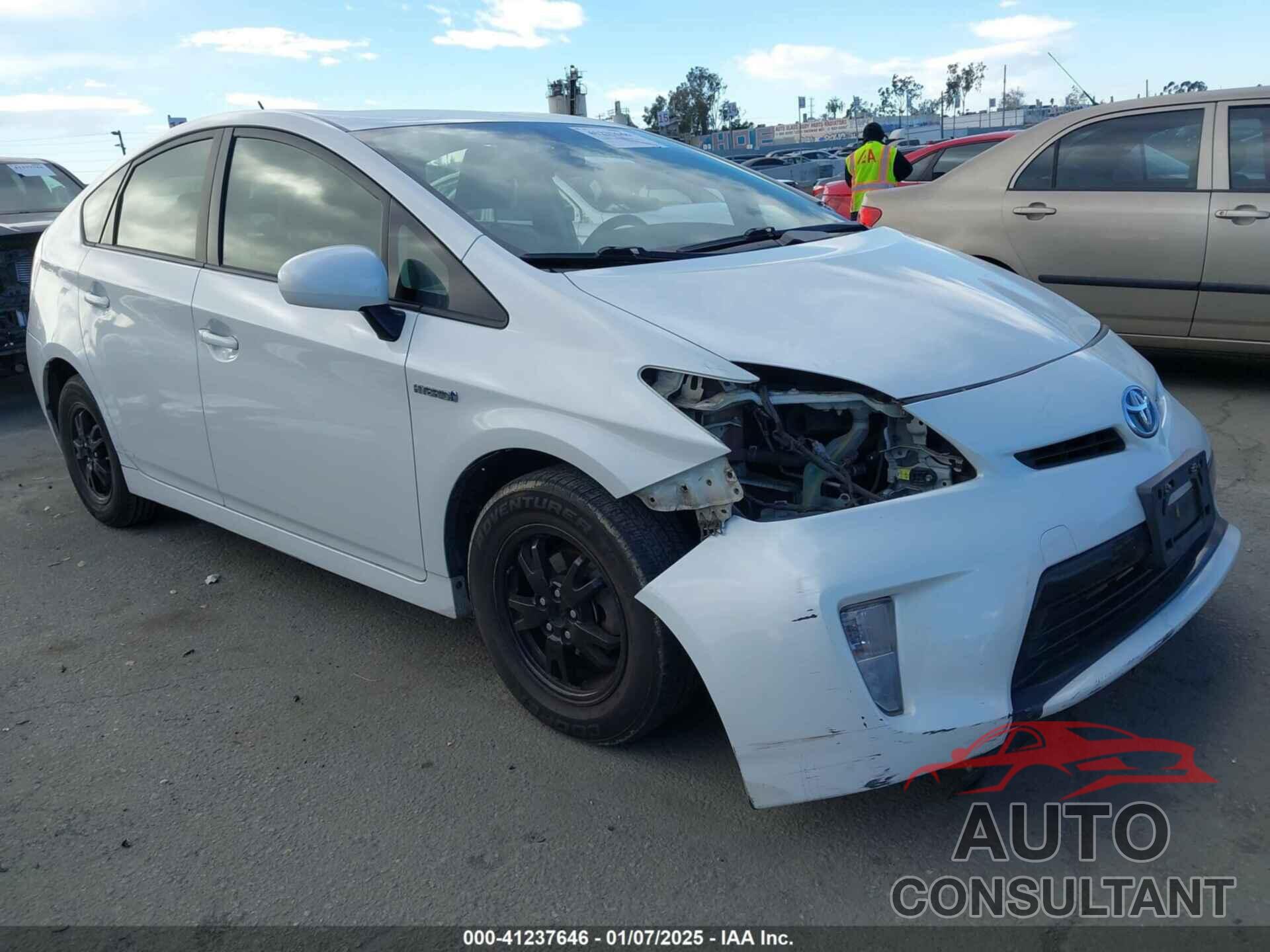TOYOTA PRIUS 2015 - JTDKN3DU9F1939319