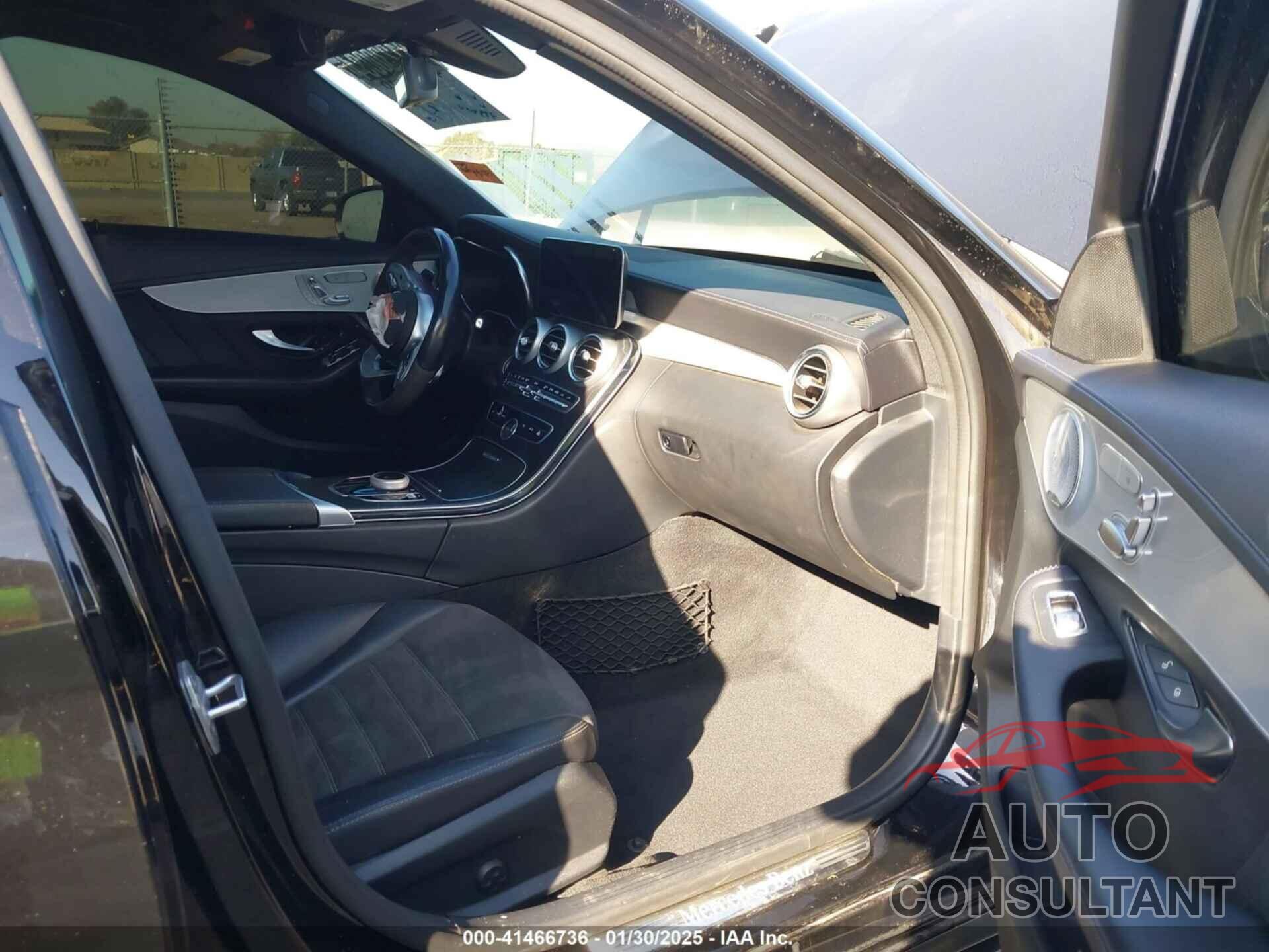 MERCEDES-BENZ C 300 2021 - W1KWF8DB8MR637194