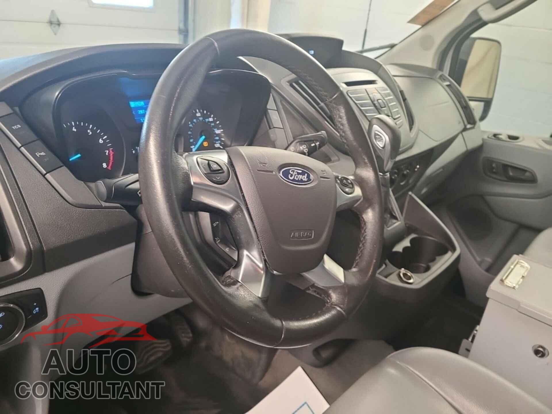 FORD TRANSIT 2017 - 1FTYR1YM1HKA31991