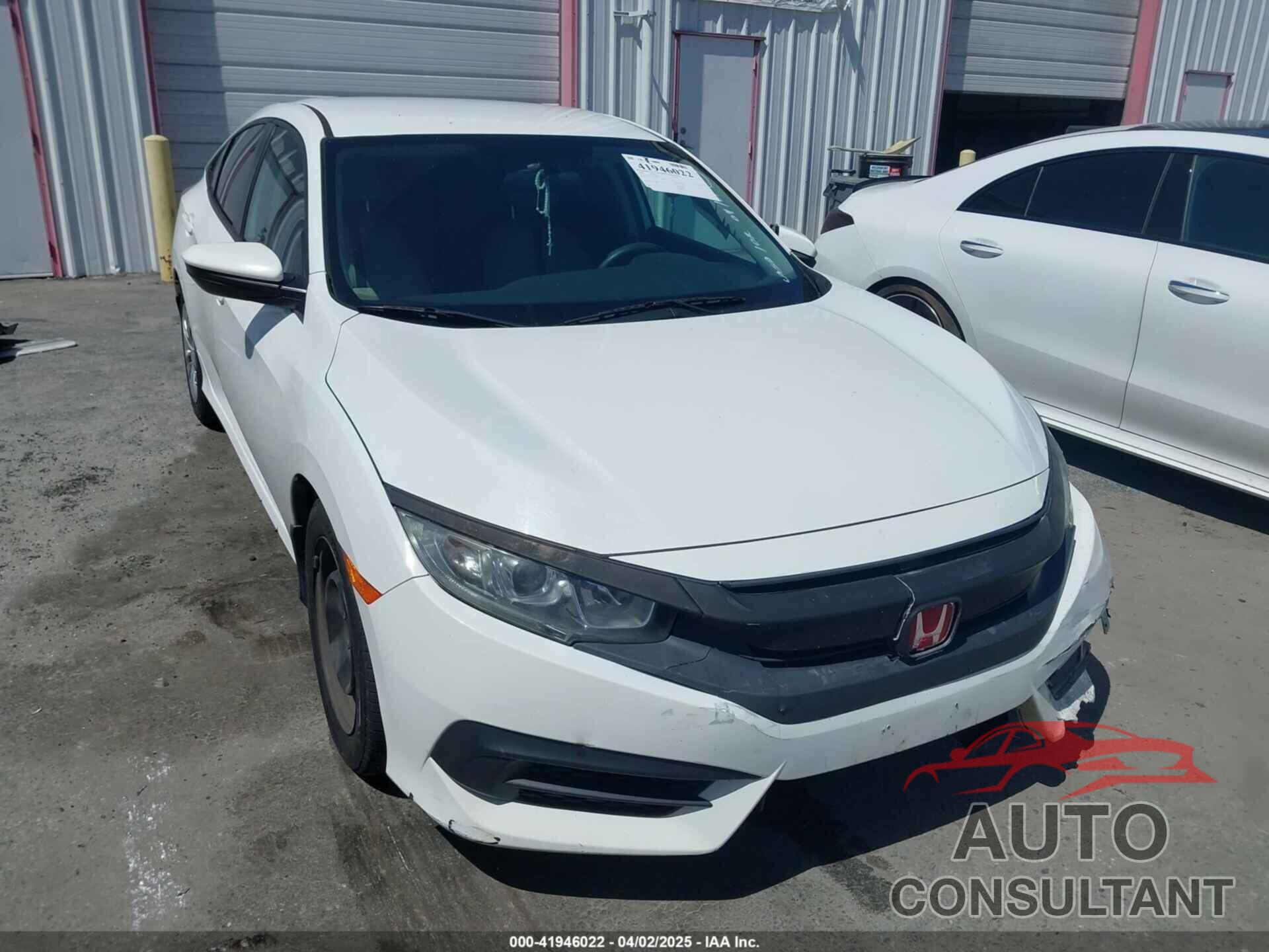HONDA CIVIC 2018 - 2HGFC2F55JH609289