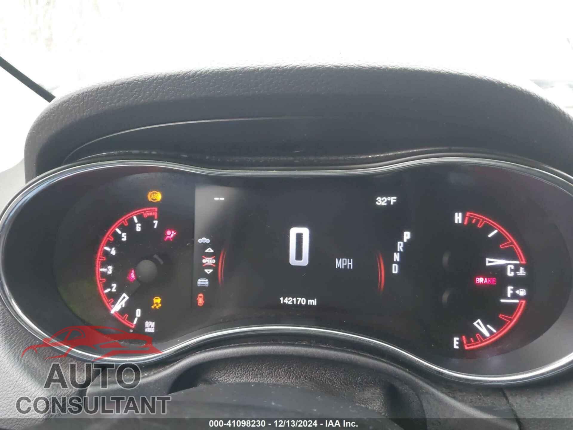 DODGE DURANGO 2018 - 1C4RDHAG3JC160198