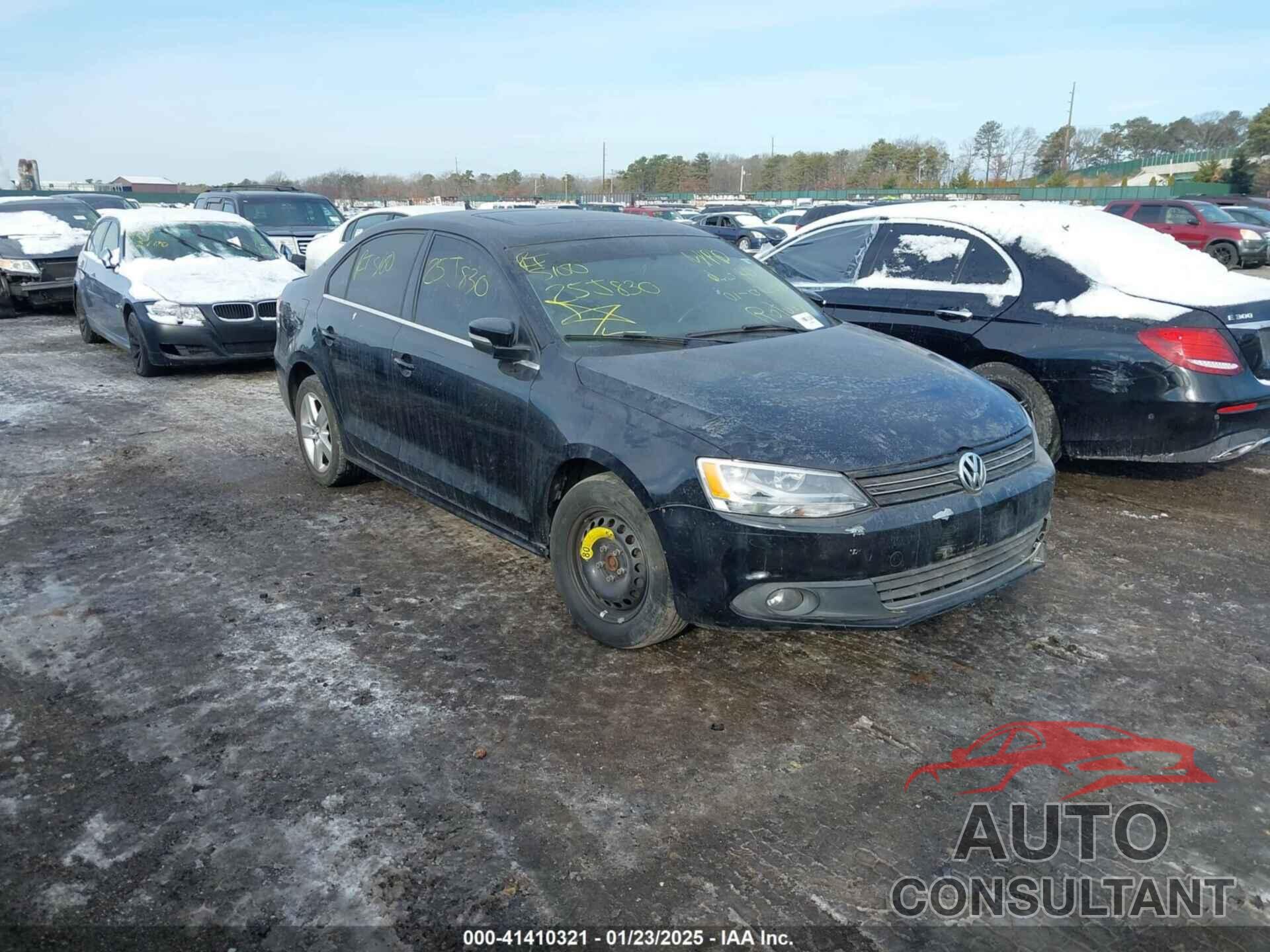 VOLKSWAGEN JETTA 2011 - 3VWLL7AJ2BM125812