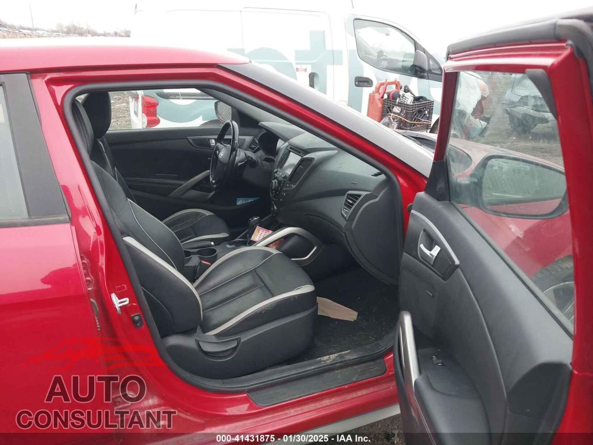HYUNDAI VELOSTER 2013 - KMHTC6AE7DU152000