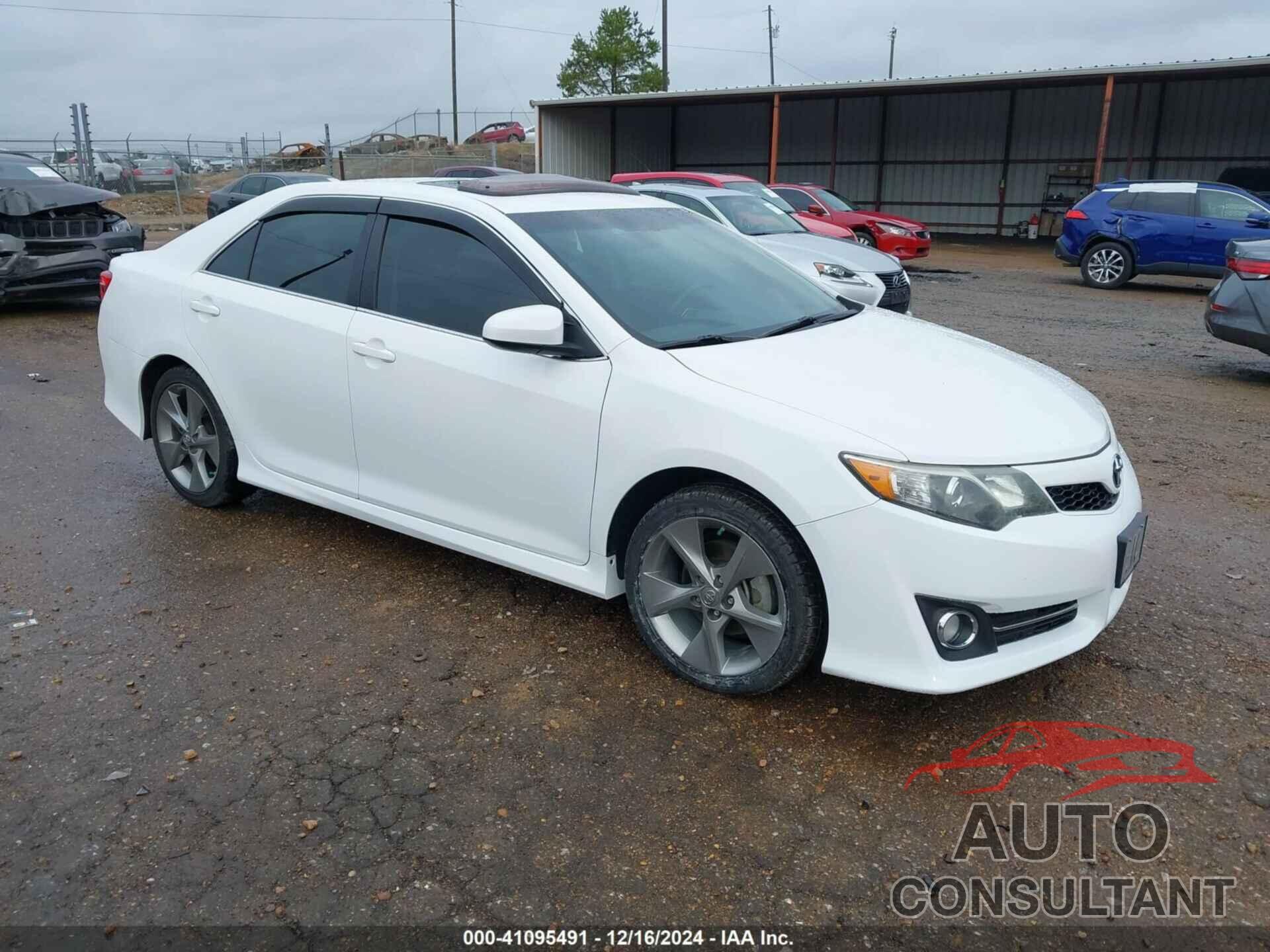 TOYOTA CAMRY 2014 - 4T1BF1FK3EU464787