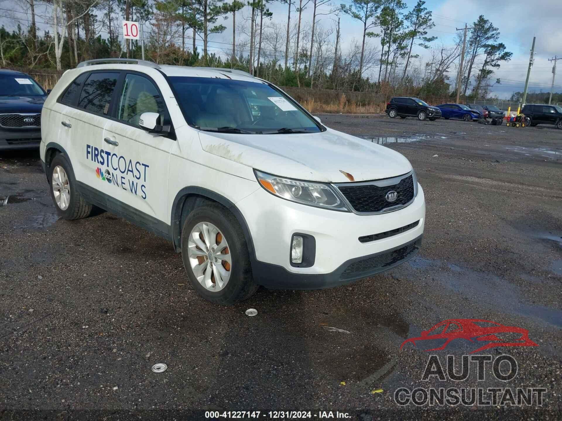KIA SORENTO 2015 - 5XYKU4A72FG563635
