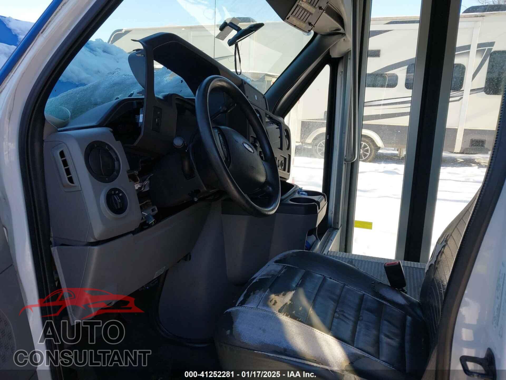 FORD E-350 CUTAWAY 2010 - 1FDEE3FS0ADA62862