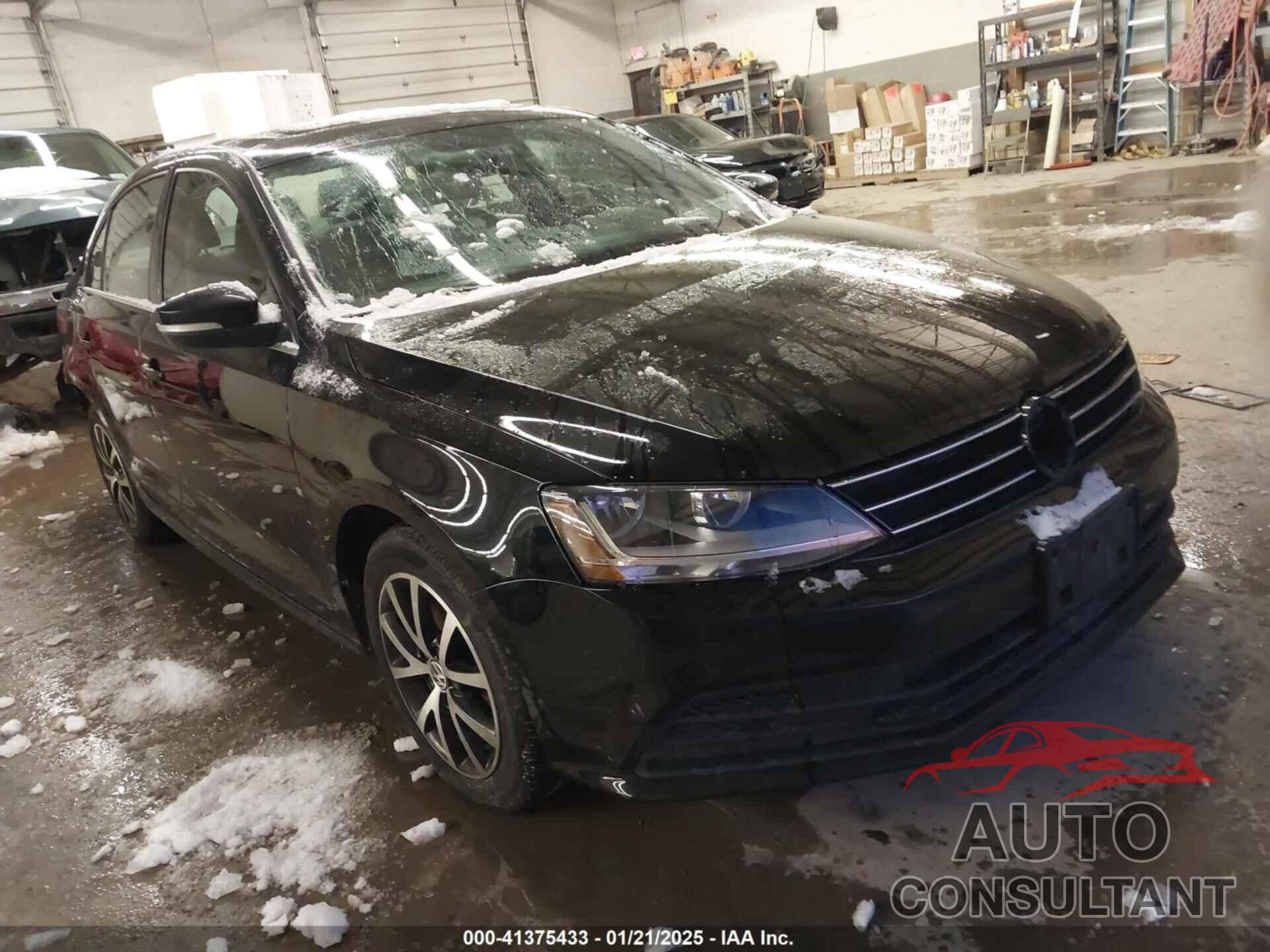 VOLKSWAGEN JETTA 2017 - 3VWDB7AJ5HM248472