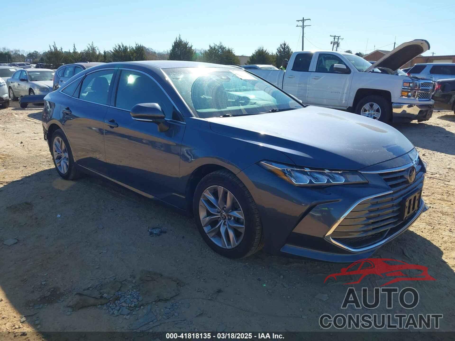TOYOTA AVALON 2022 - 4T1JZ1FB5NU086281