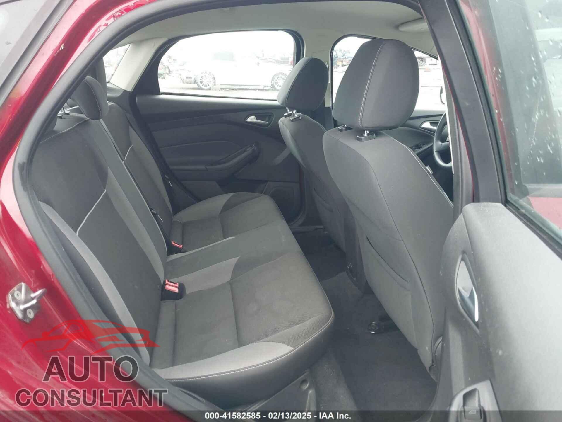 FORD FOCUS 2014 - 1FADP3F22EL112110
