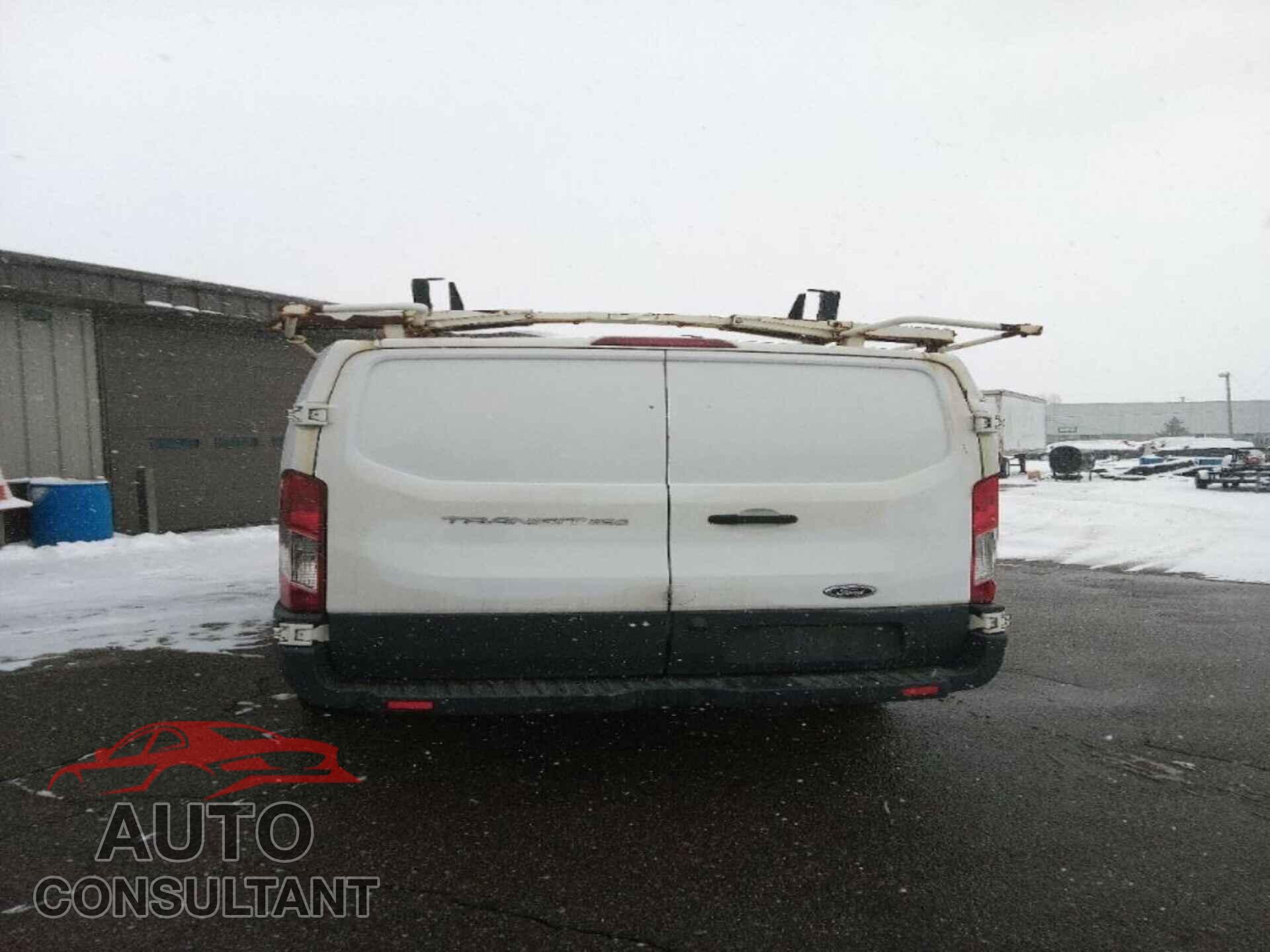 FORD TRANSIT 2017 - 1FTYR1YM1HKB43545