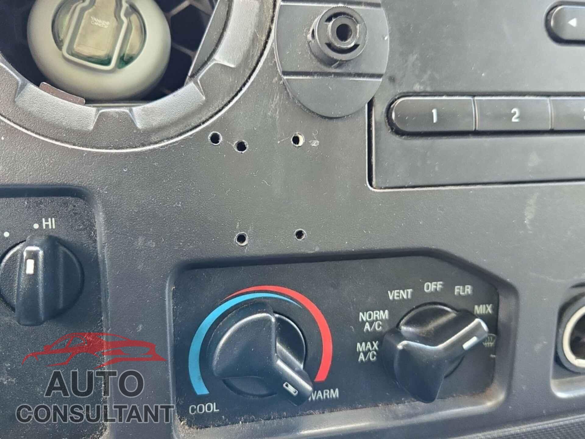 FORD ECONOLINE 2011 - 1FTNE2EW2BDA73978