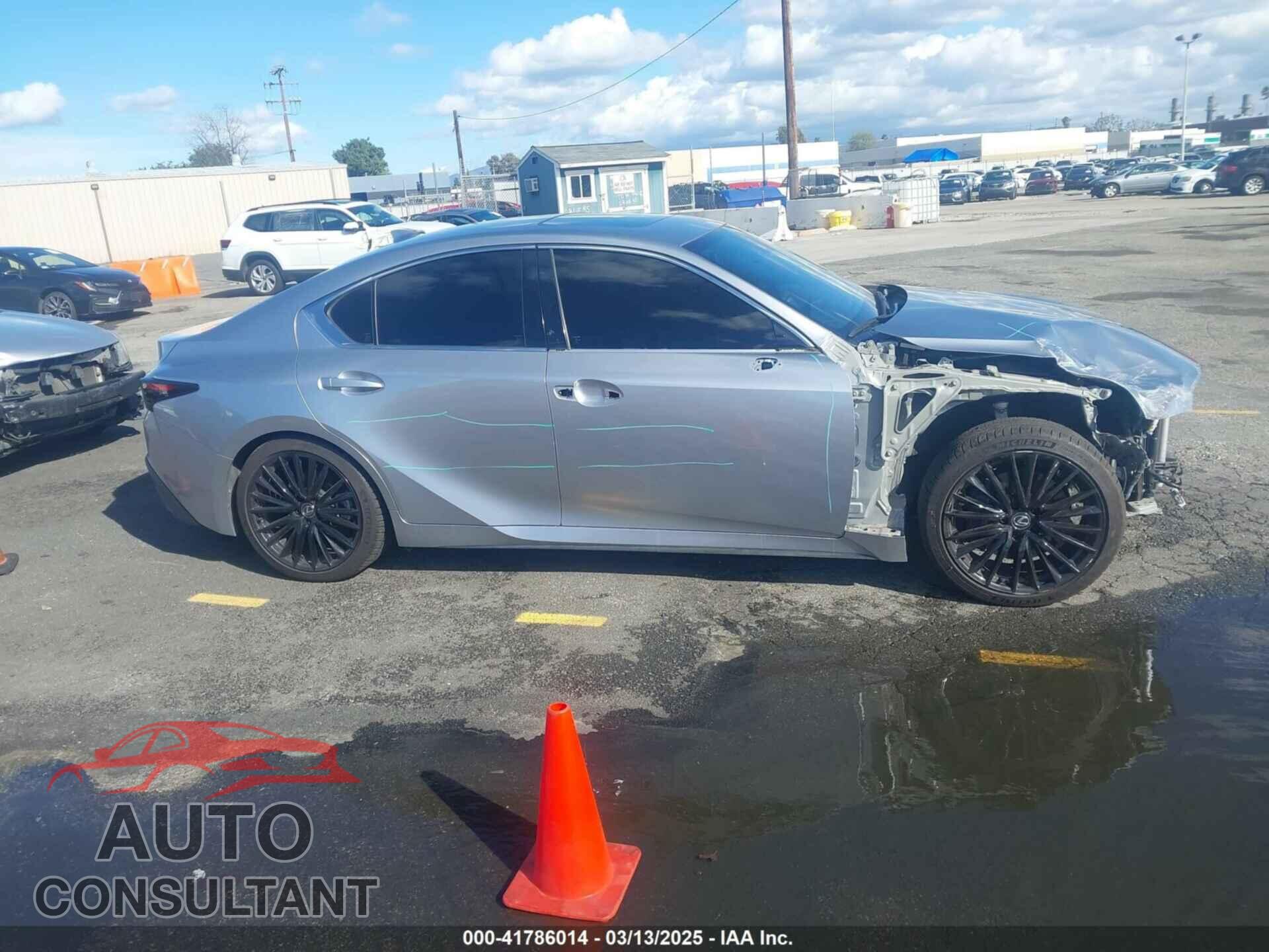 LEXUS IS 300 2023 - JTHDA1D24P5125014