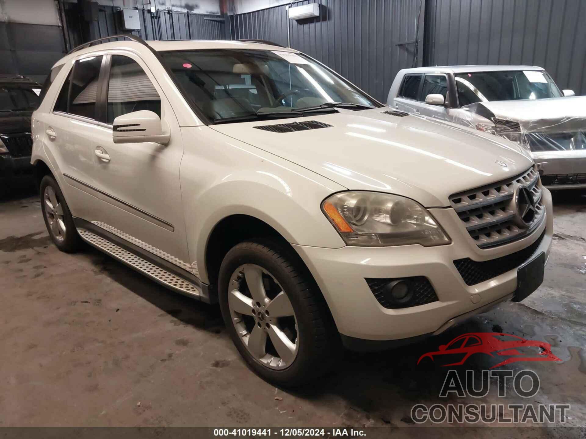 MERCEDES-BENZ ML 350 2011 - 4JGBB8GB2BA715900