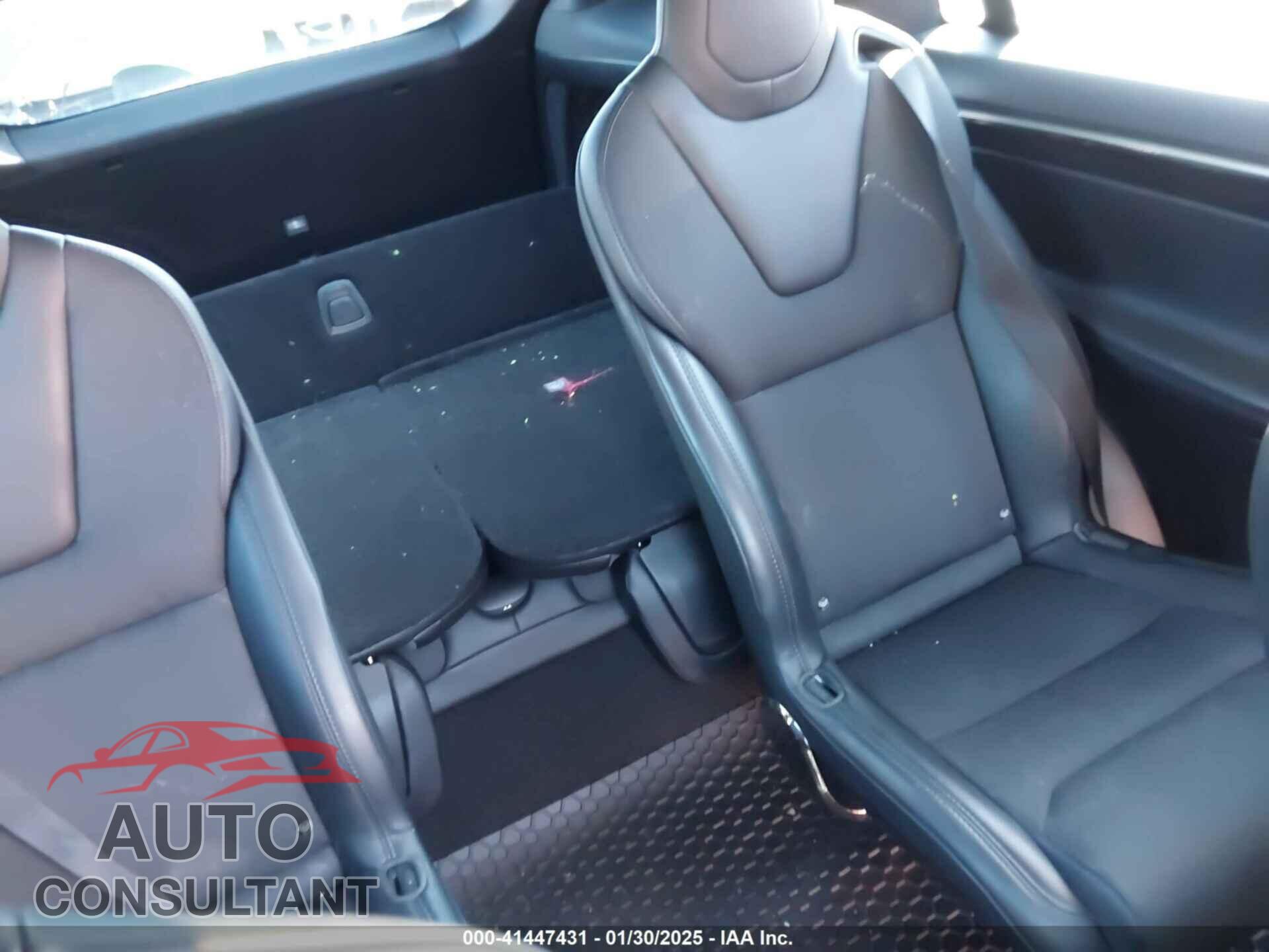 TESLA MODEL X 2018 - 5YJXCBE27JF088737