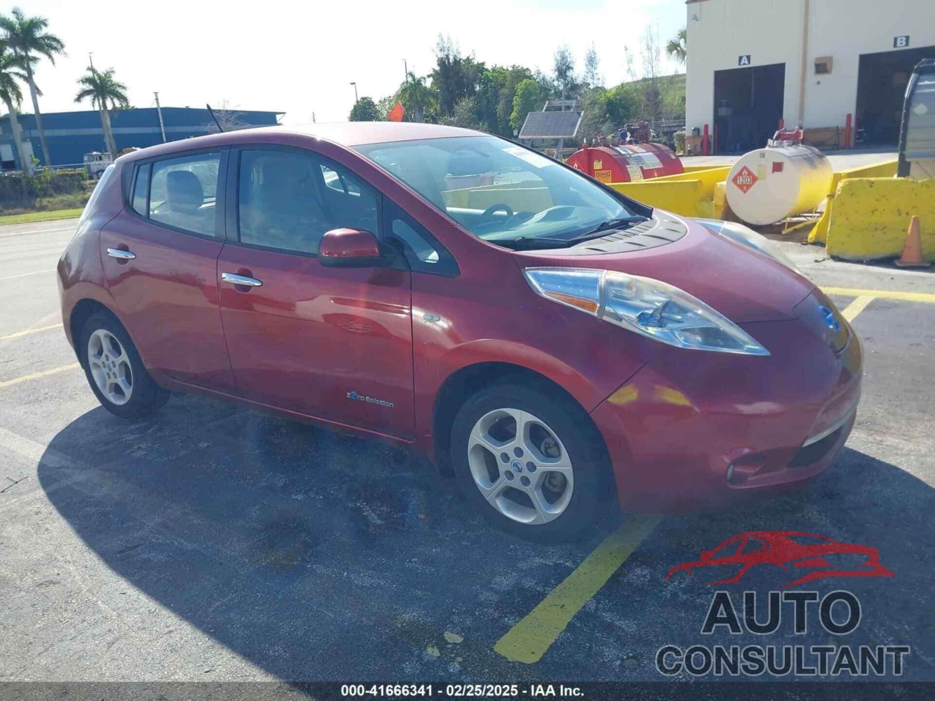 NISSAN LEAF 2011 - JN1AZ0CP1BT005859