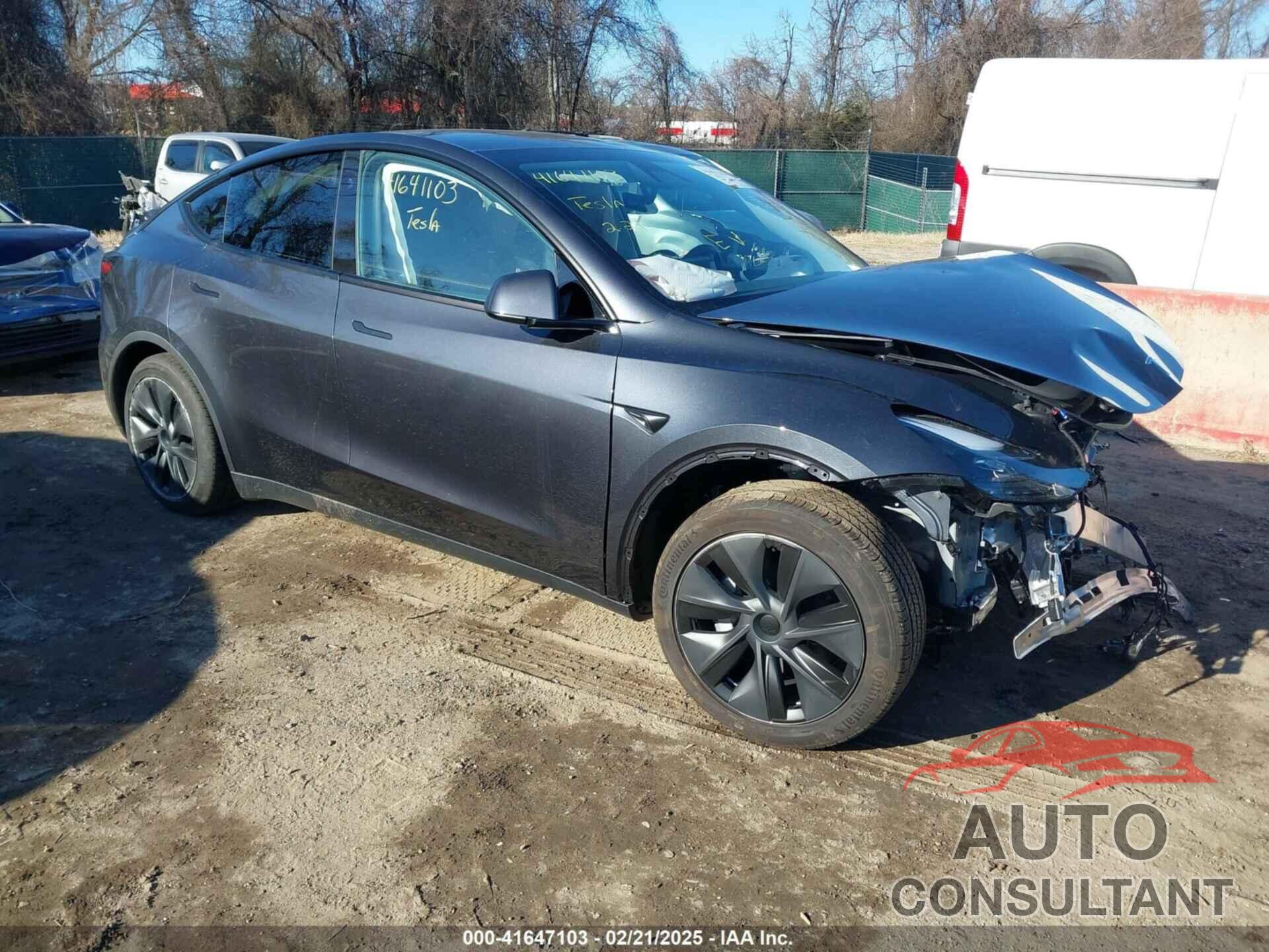 TESLA MODEL Y 2024 - 7SAYGDEDXRF205280